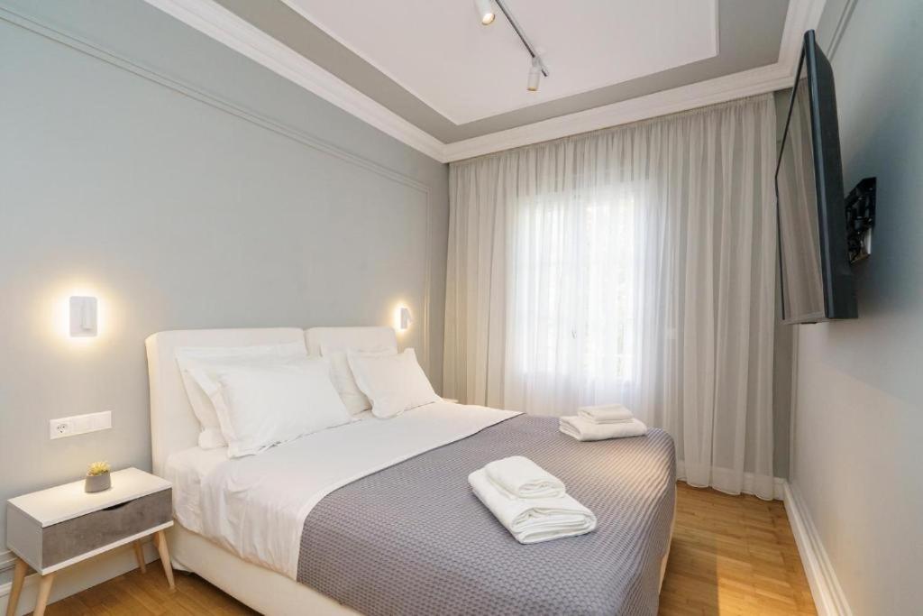 THE YDRA VIEW APARTMENTS