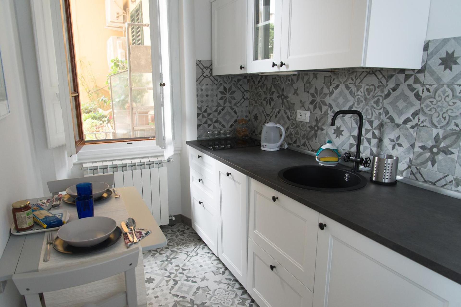 Kitchen or kitchenette