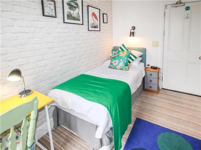 Lansdowne Simply Stay