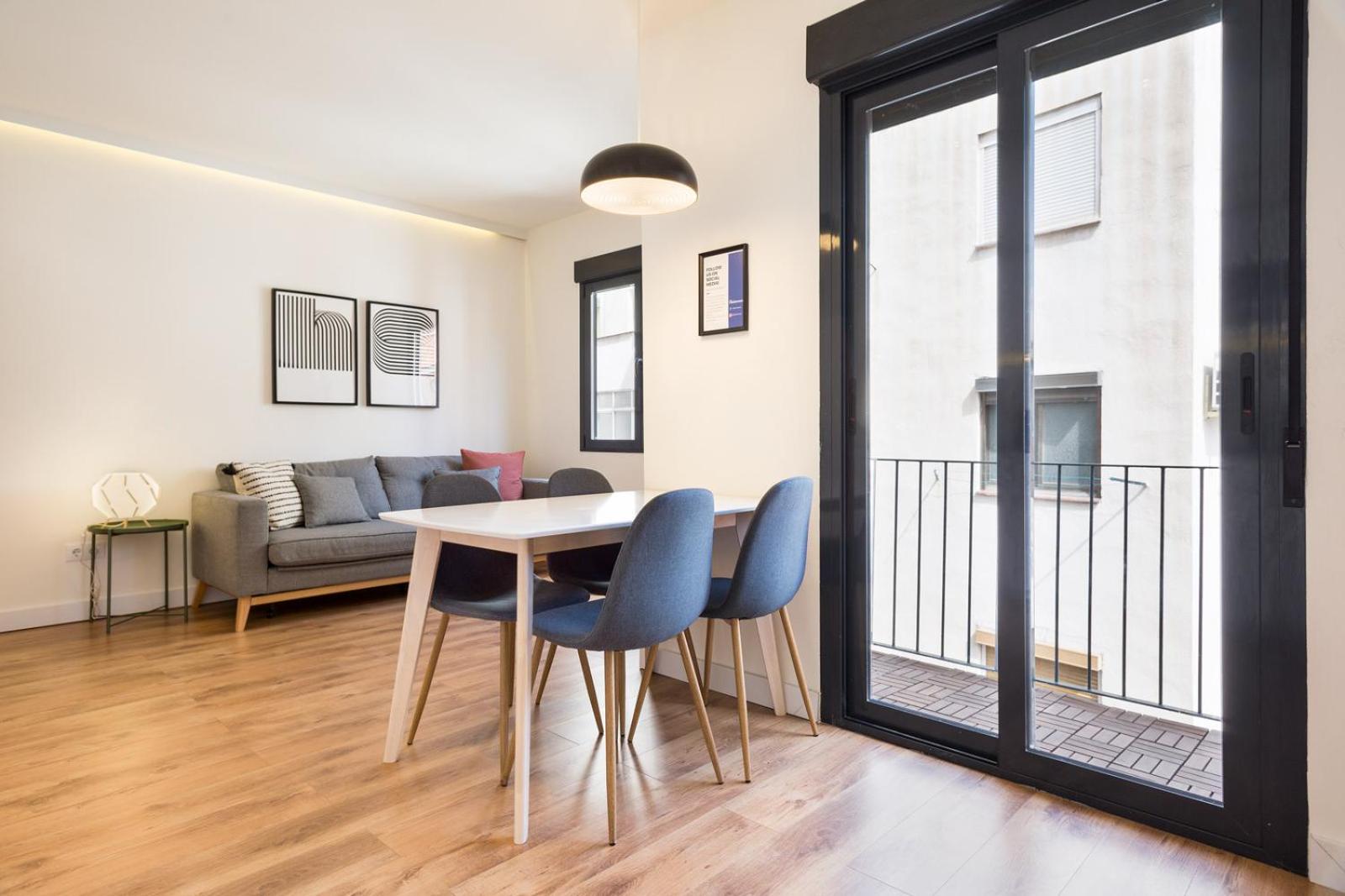 Communal lounge/ TV room