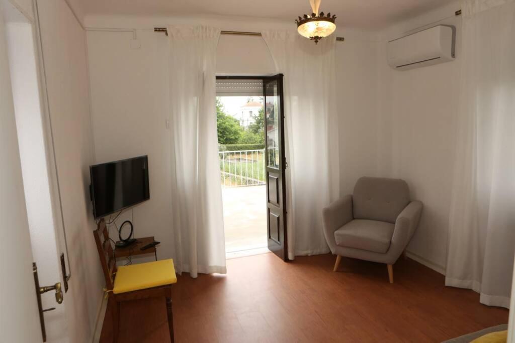 Casa da Catraia by Lisbon Village Apartments