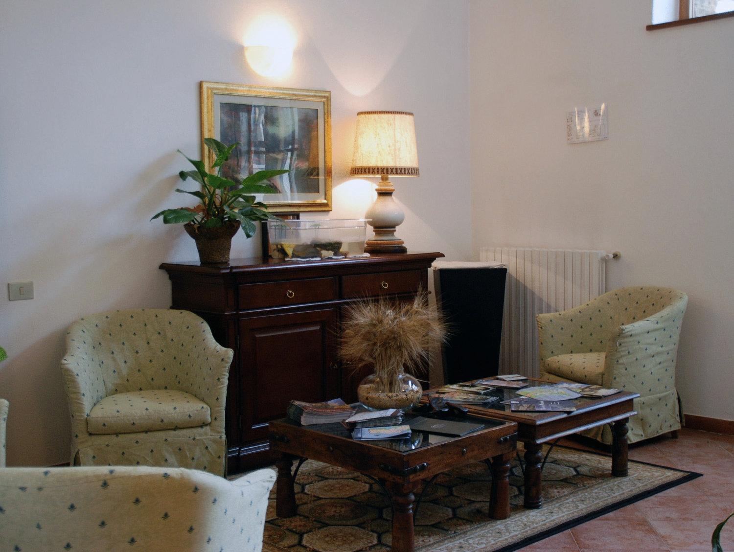 Communal lounge/ TV room