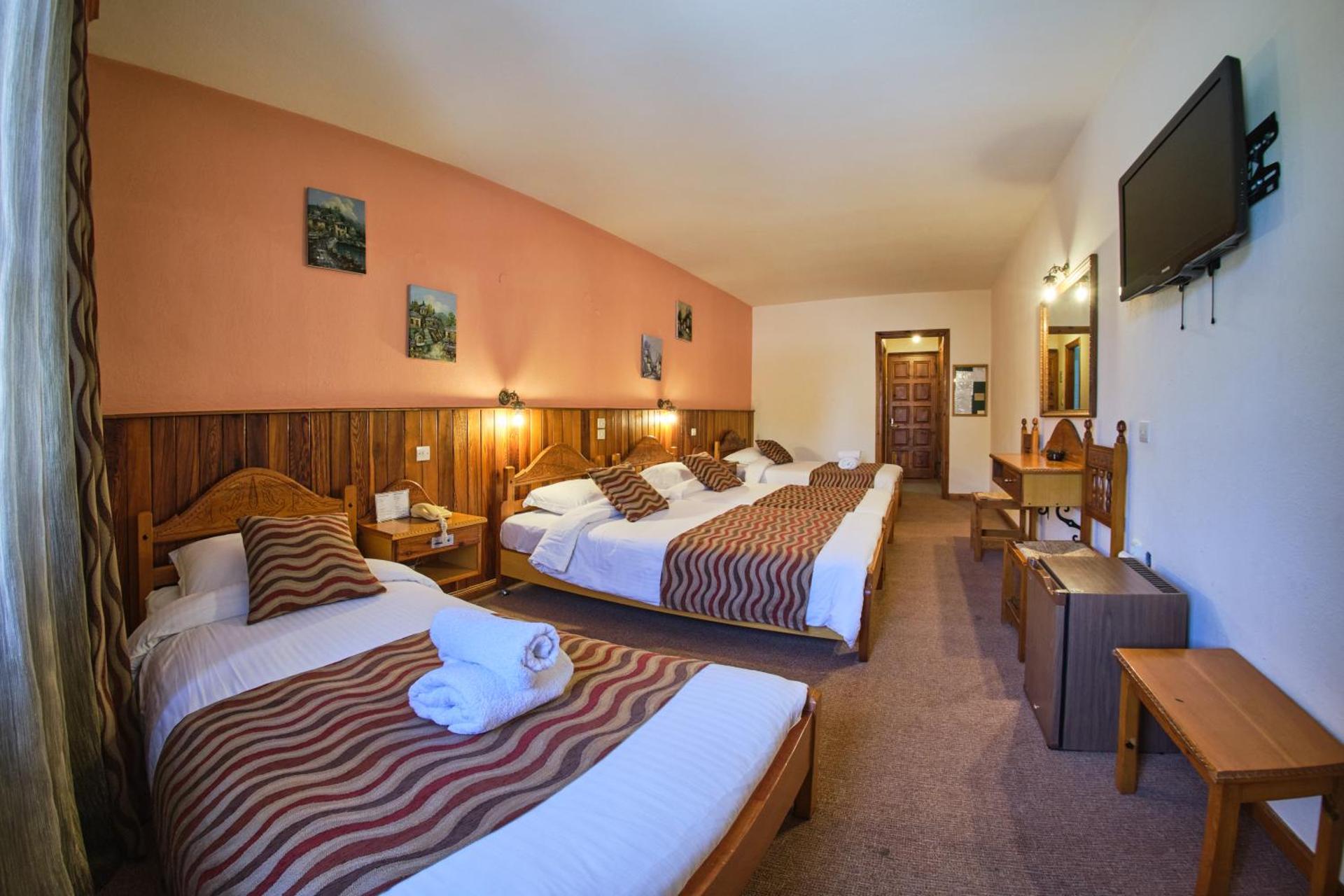 Quadruple Room with Bathroom