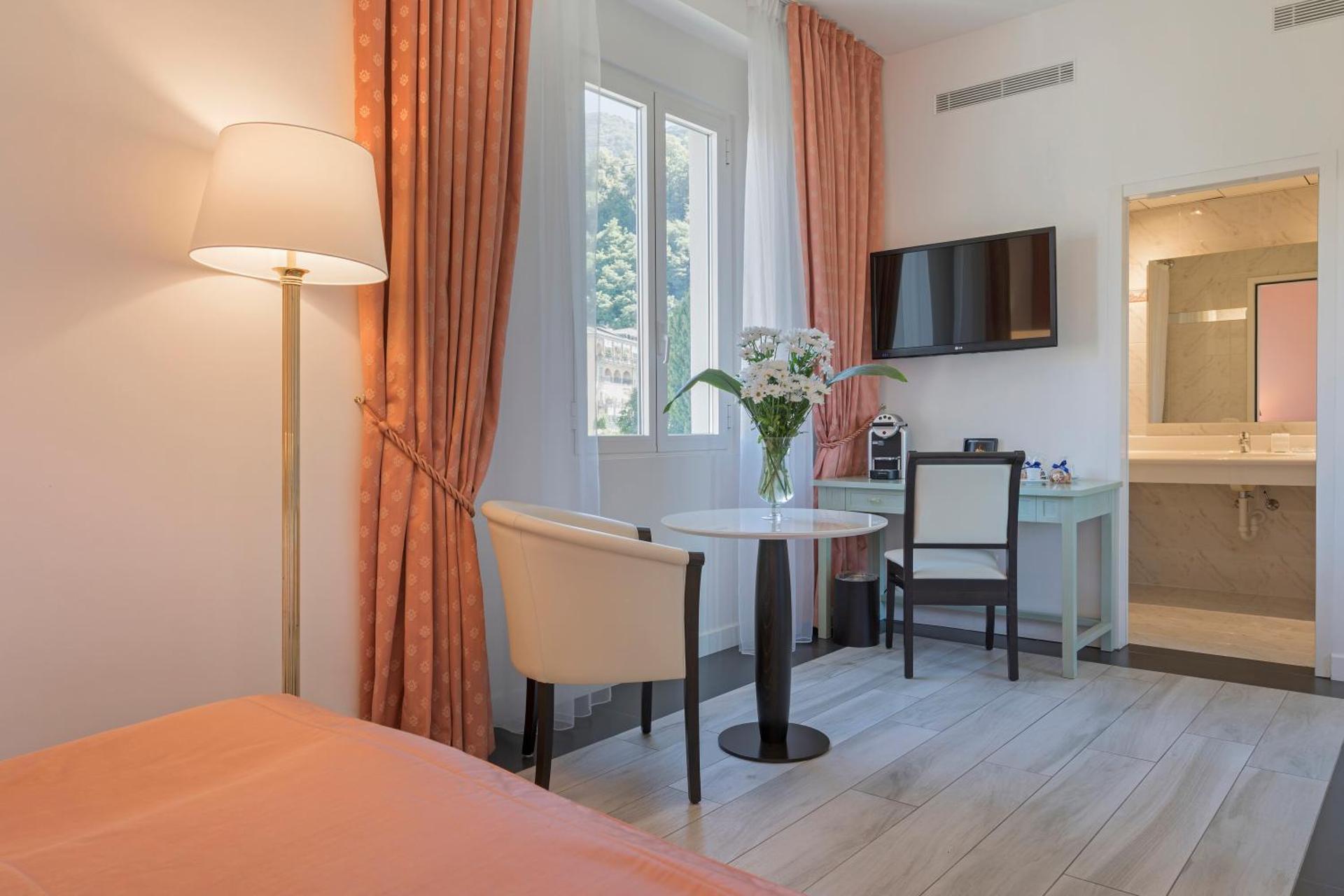 Double or Twin Room with Balcony and Mountain View