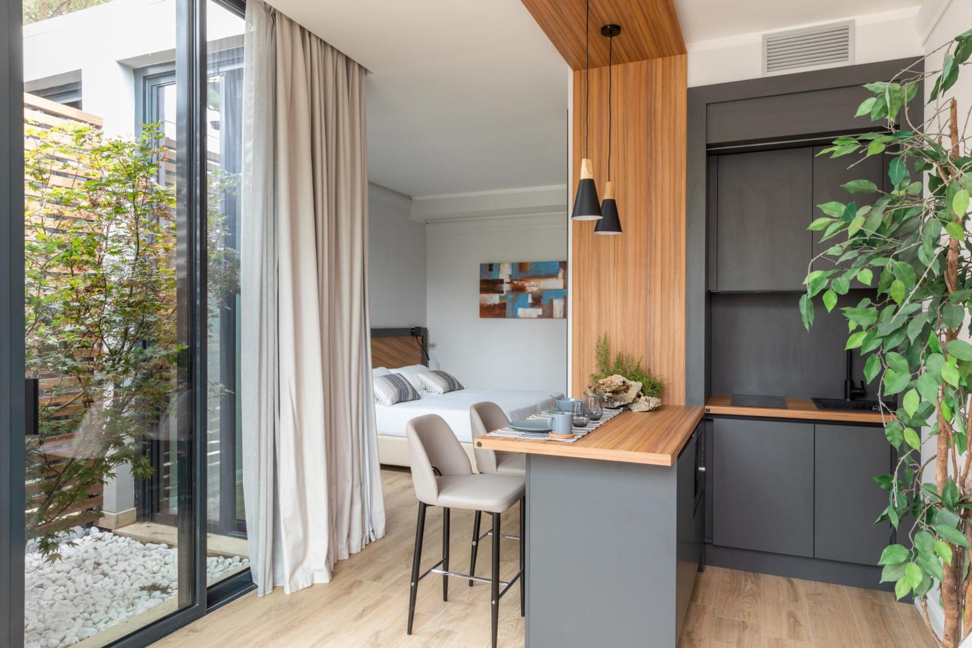 Livia Valeria Palace