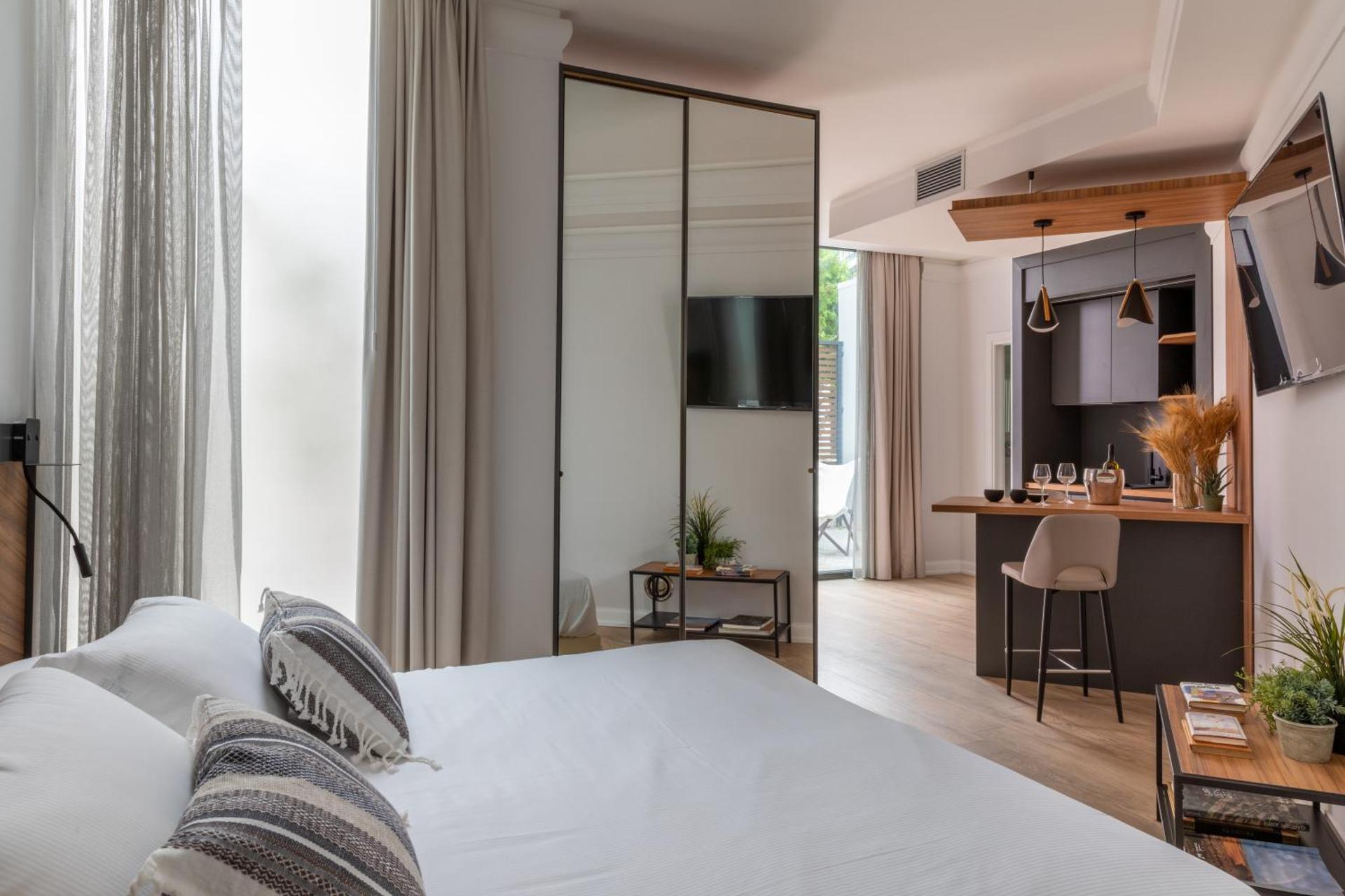 Livia Valeria Palace