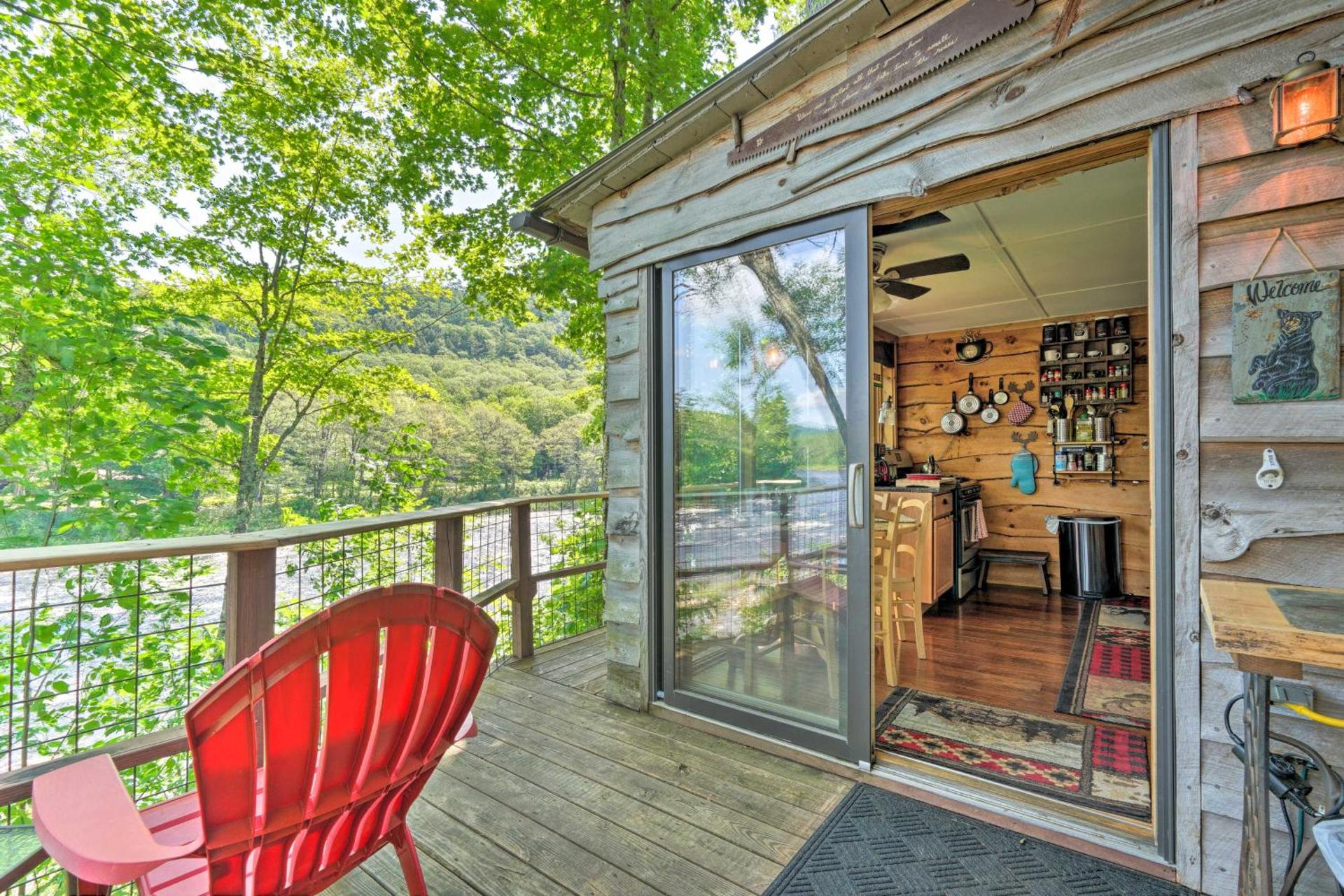 Adirondack Mountains Cottage Near Gore Mountain!