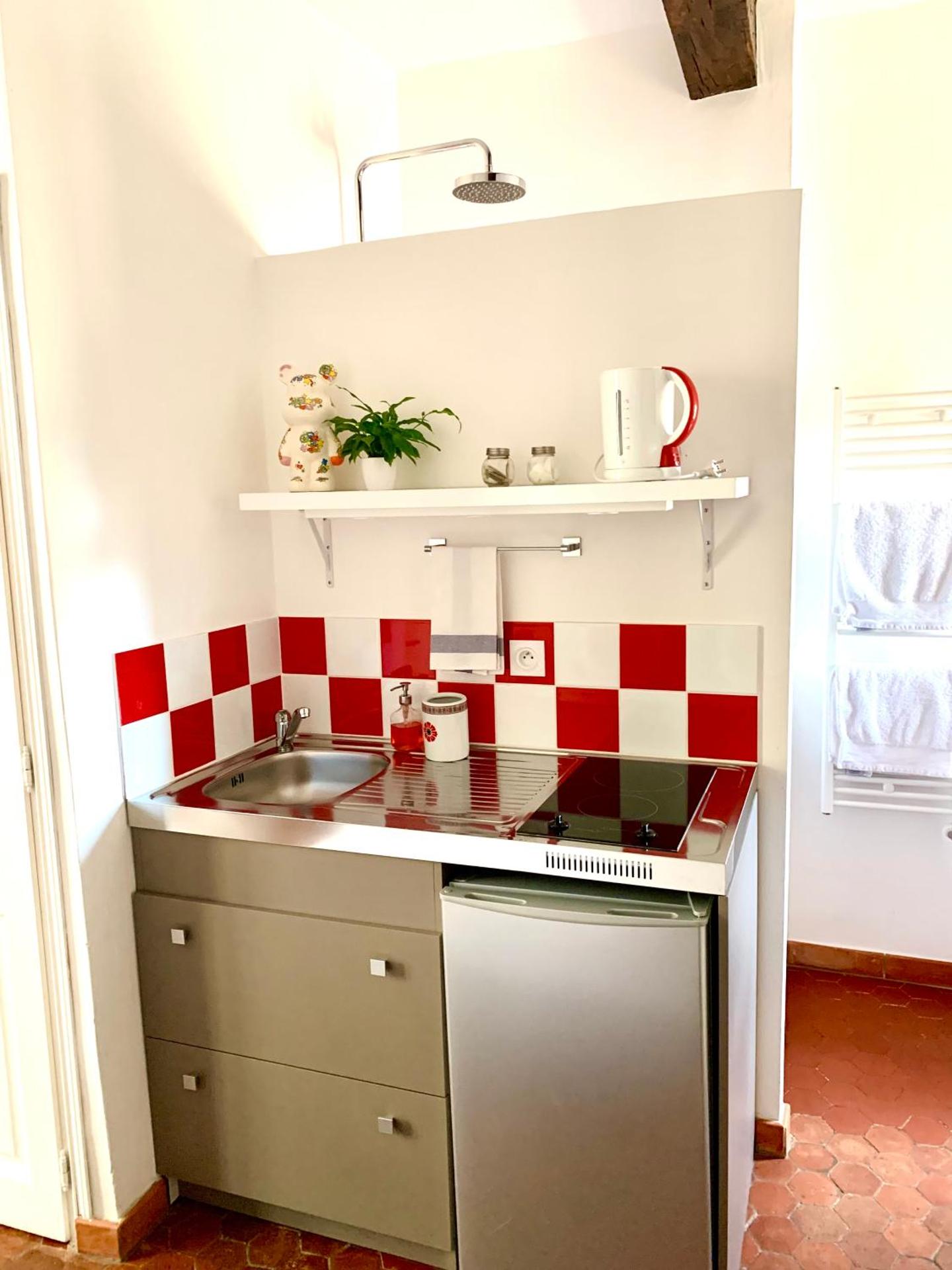 le 1835, studio rouge-Corail