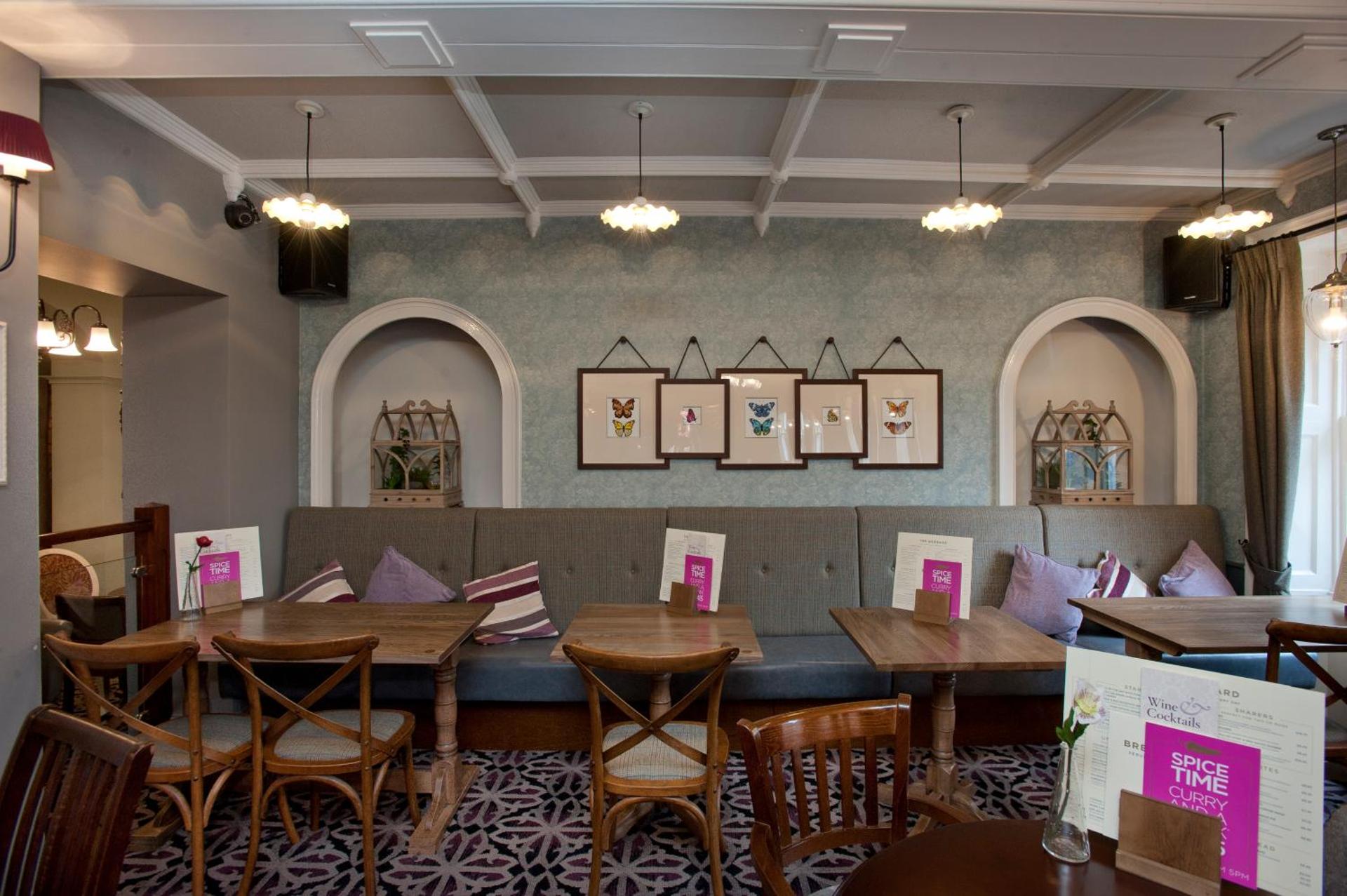 Communal lounge/ TV room