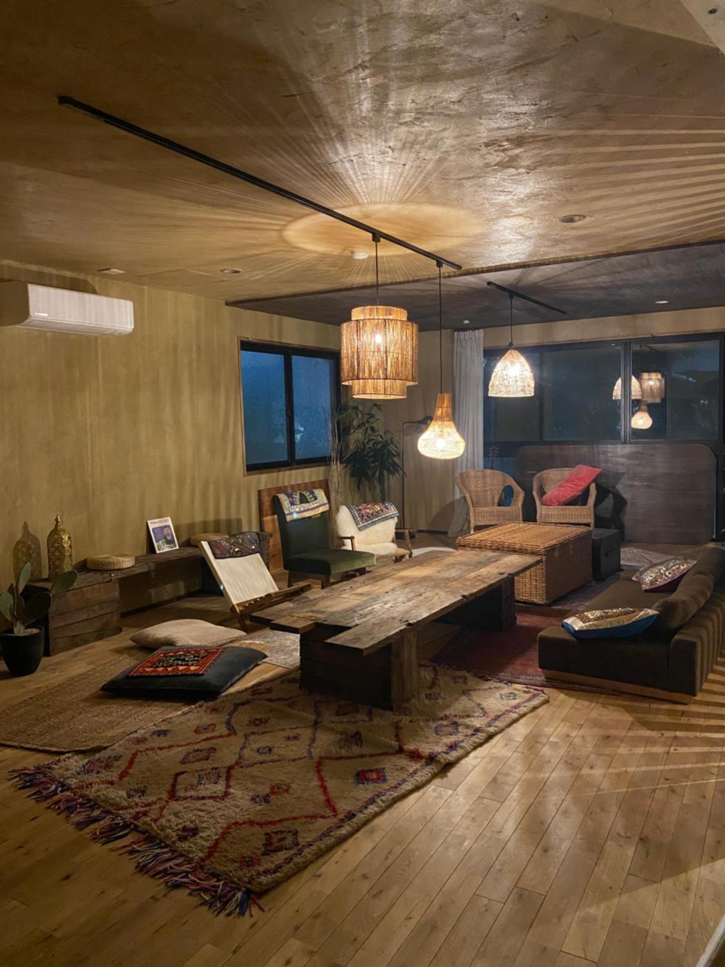 Communal lounge/ TV room