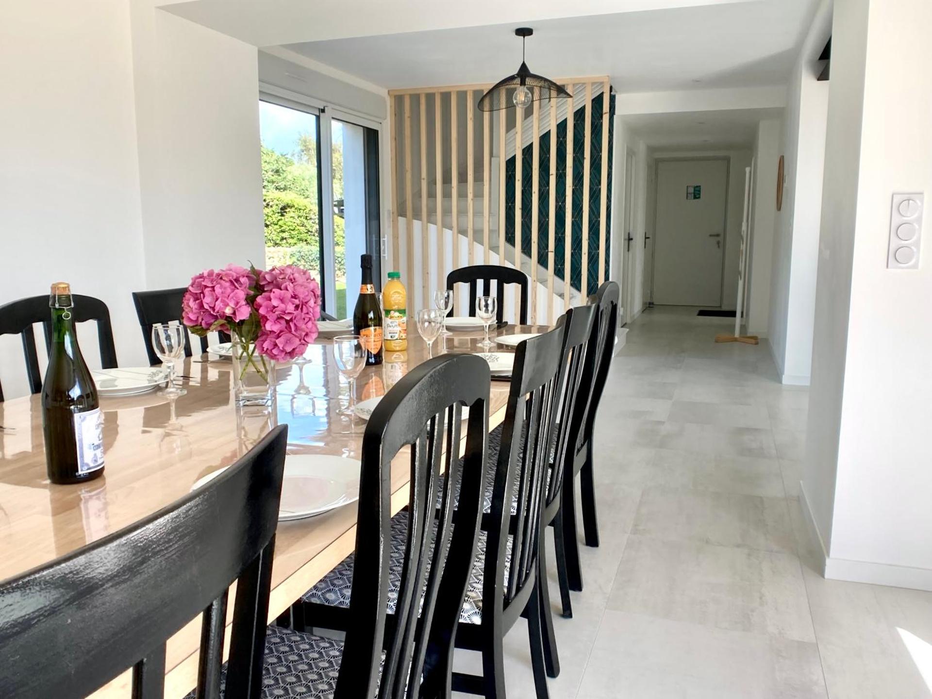 300m de la mer, villa moderne spacieuse 6-12 pers à Trévignon