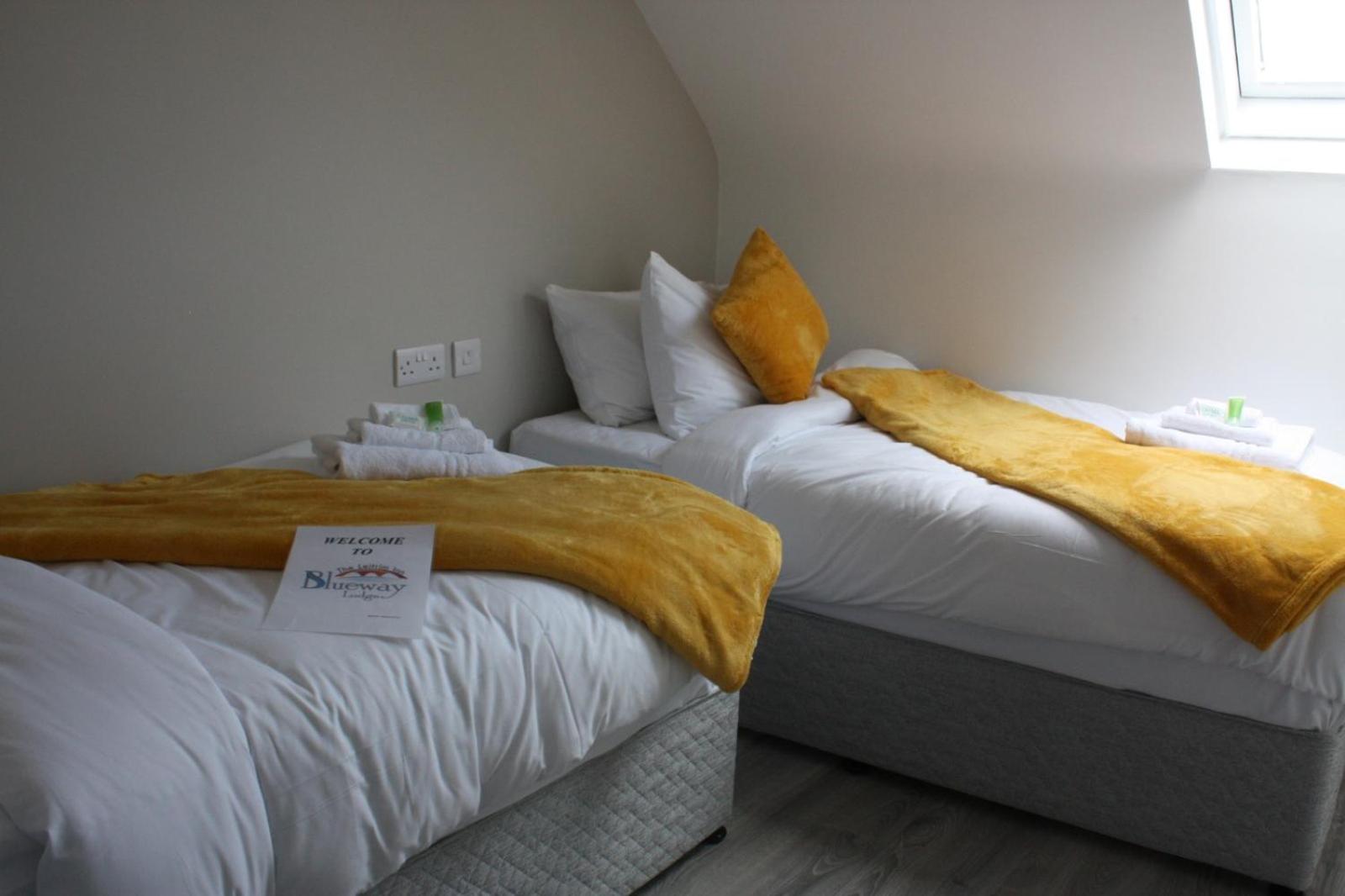 The Leitrim Inn and Blueway Lodge