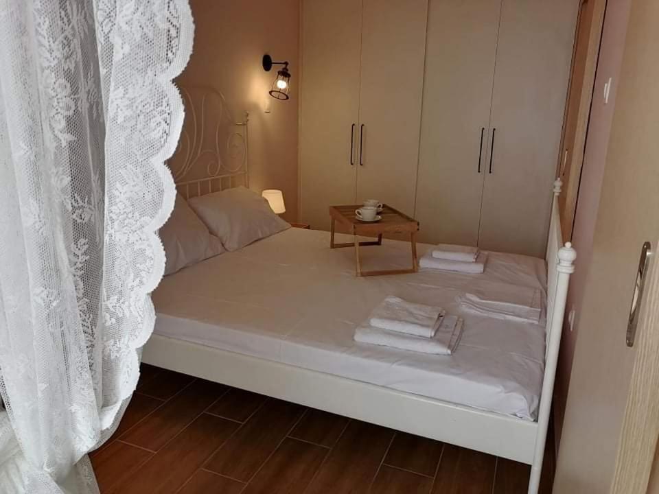 Atlas Endless Blue Apartment