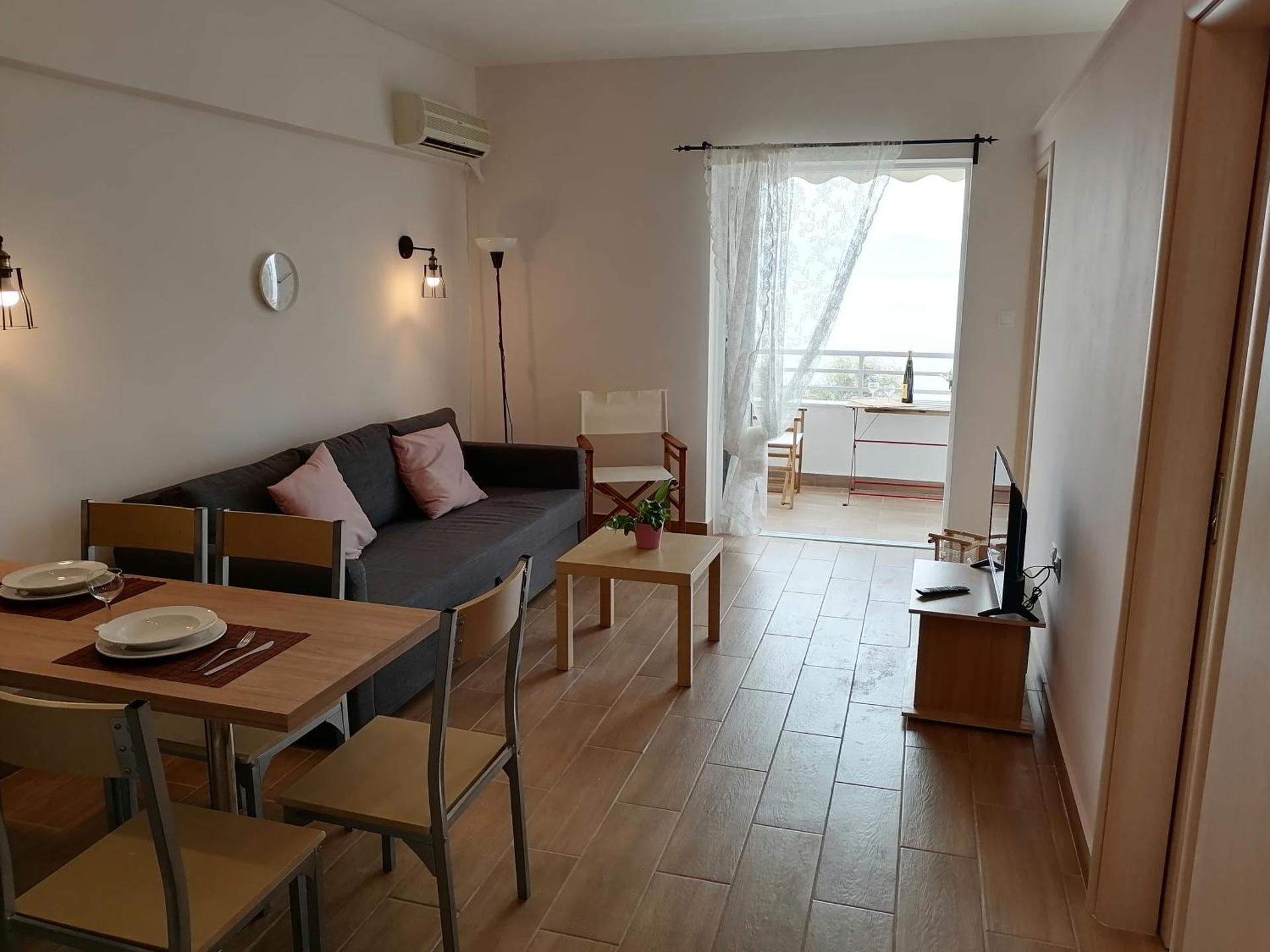 Atlas Endless Blue Apartment