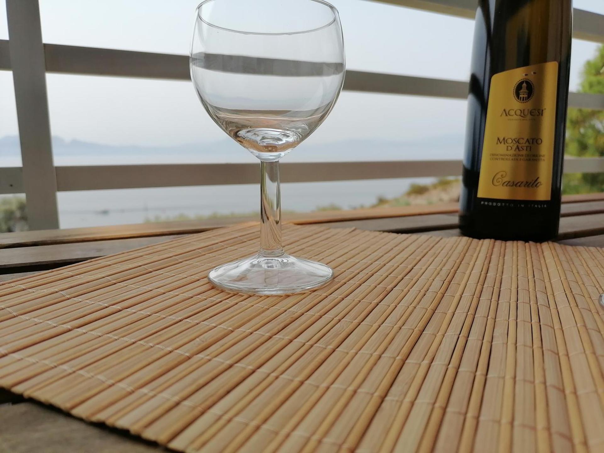 Atlas Endless Blue Apartment