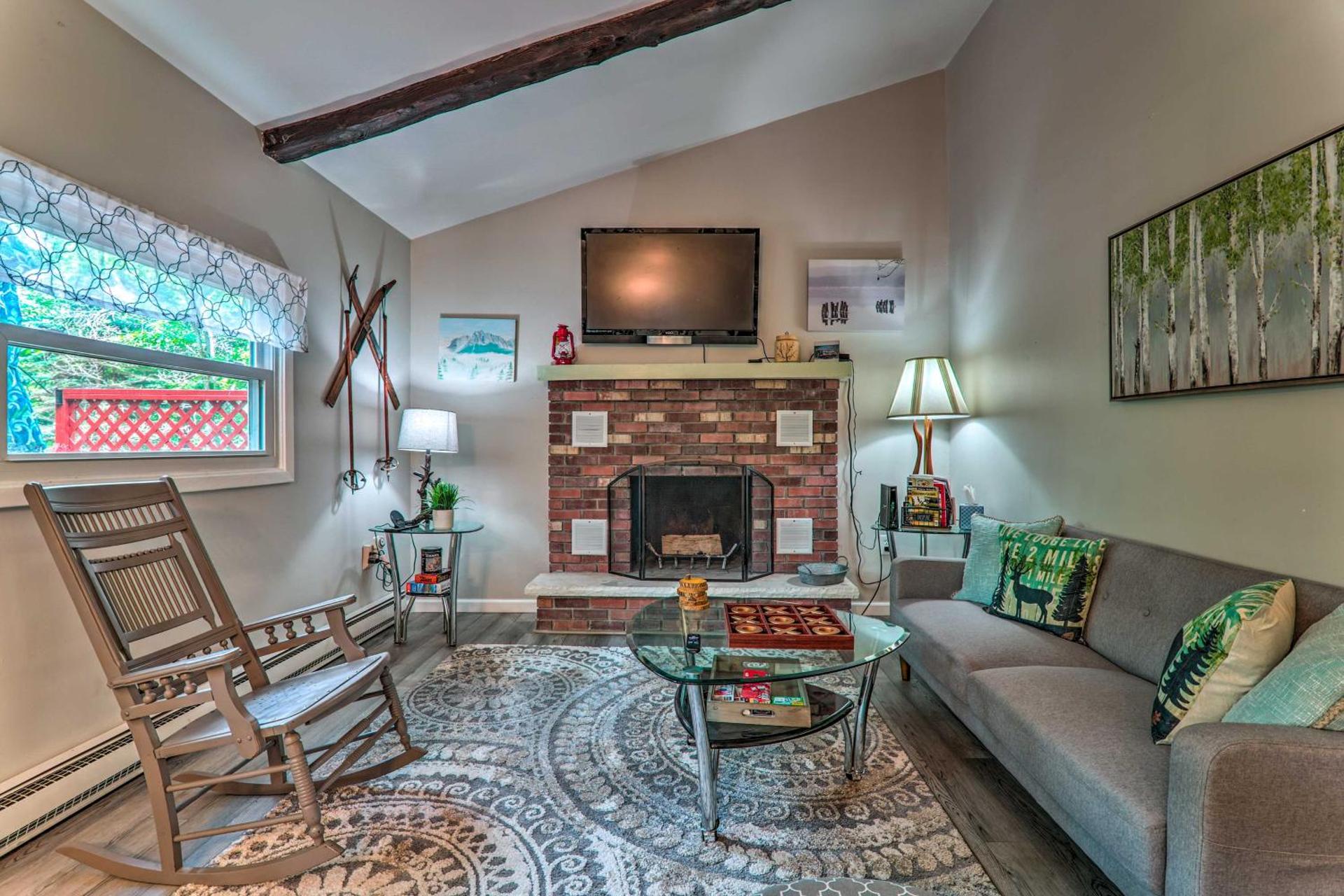 Fire Pit and Community Perks Blakeslee Cottage!