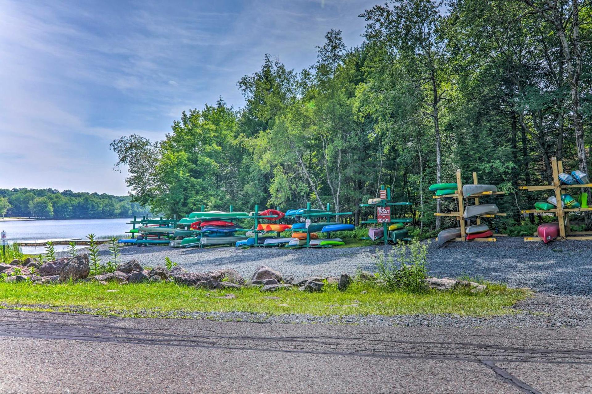 Fire Pit and Community Perks Blakeslee Cottage!