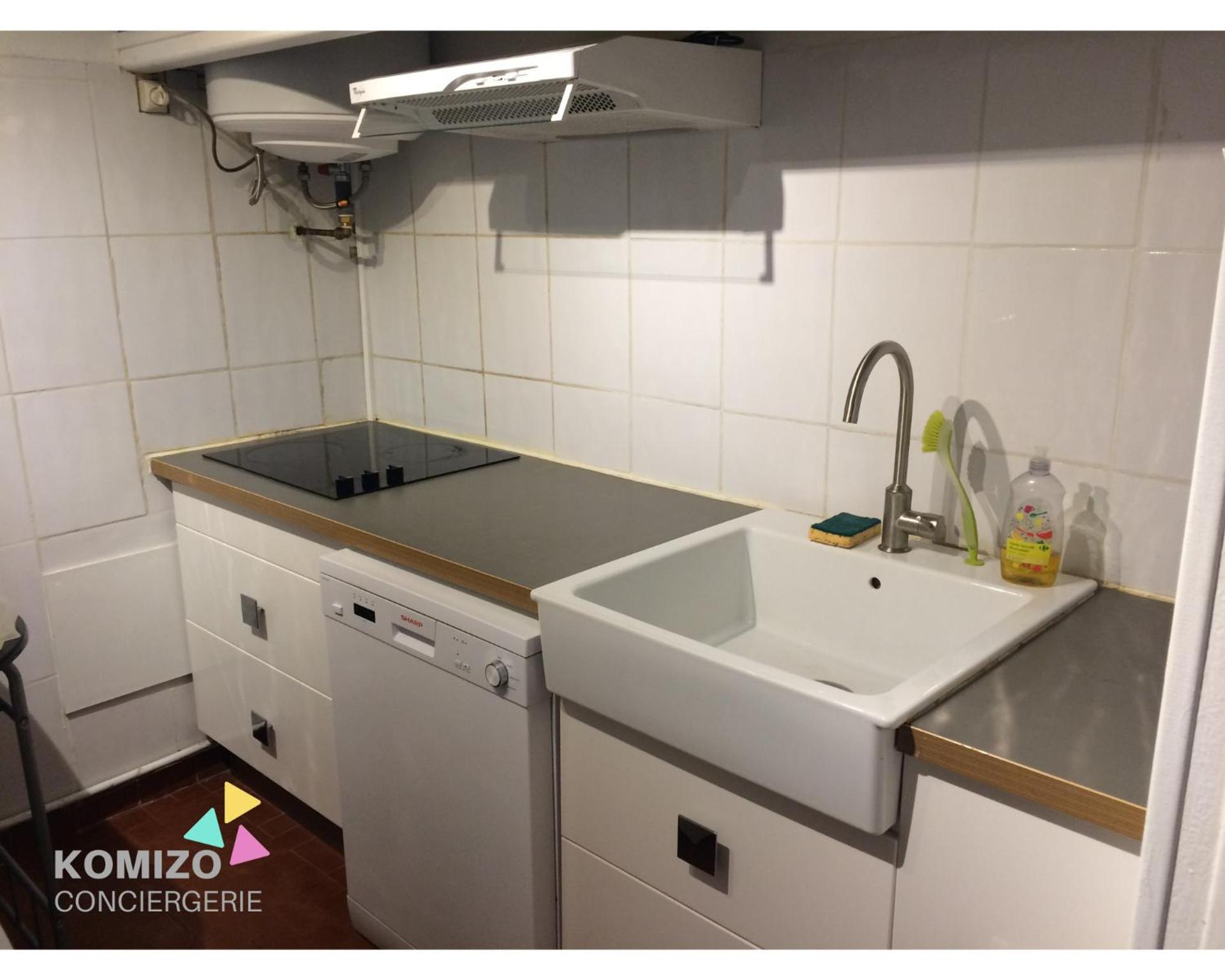 Kitchen or kitchenette