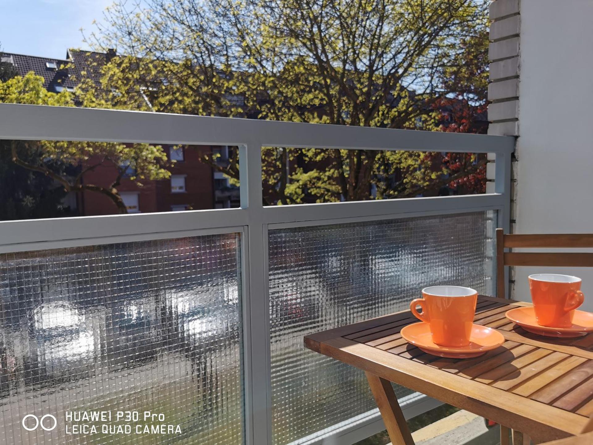 City Lake Pearl #lake Jarun#green area#free parking#cafes, tram to city, markets#balcony&sunny&easy self check in 24-7