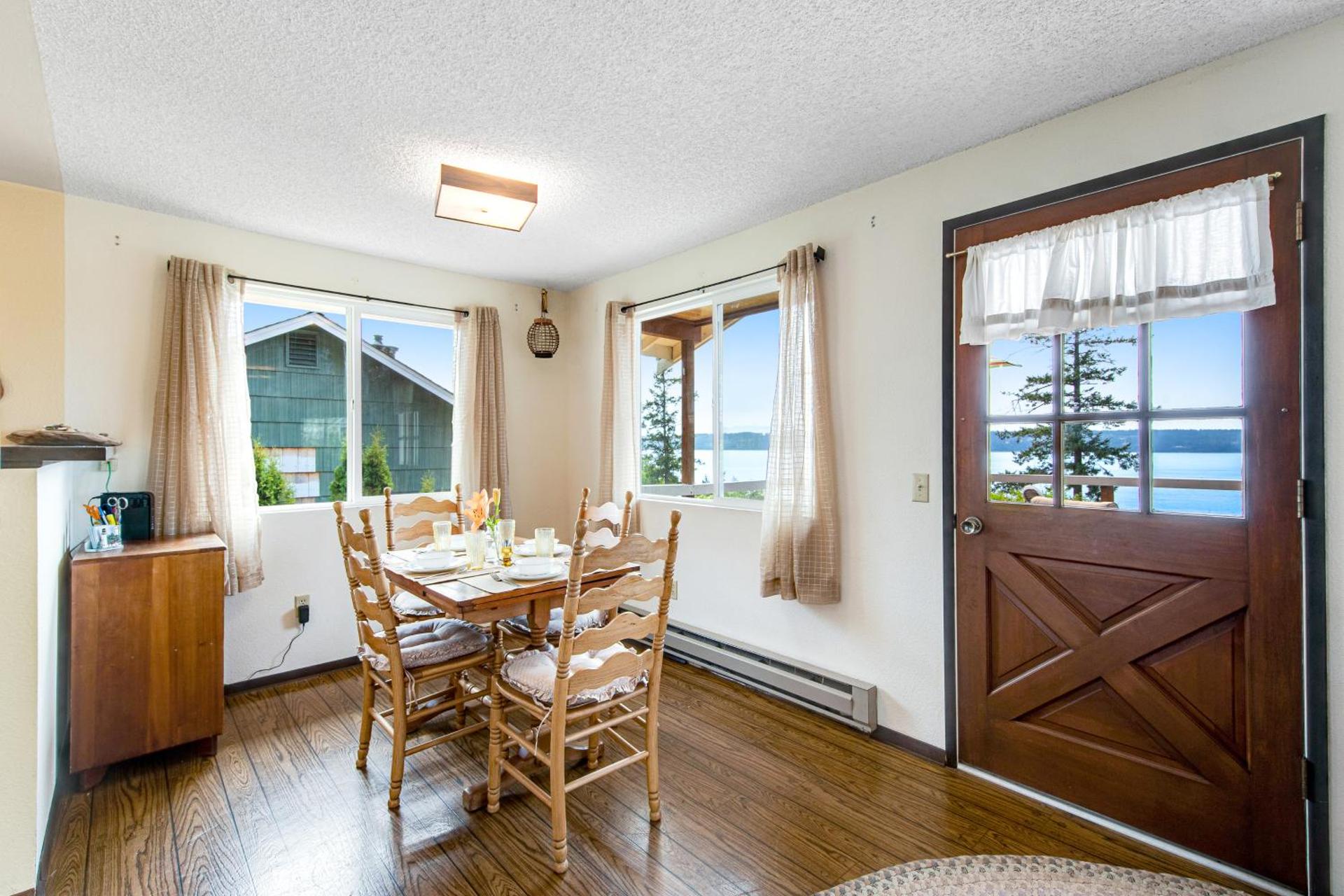 Sundown Memory Lane Cabin