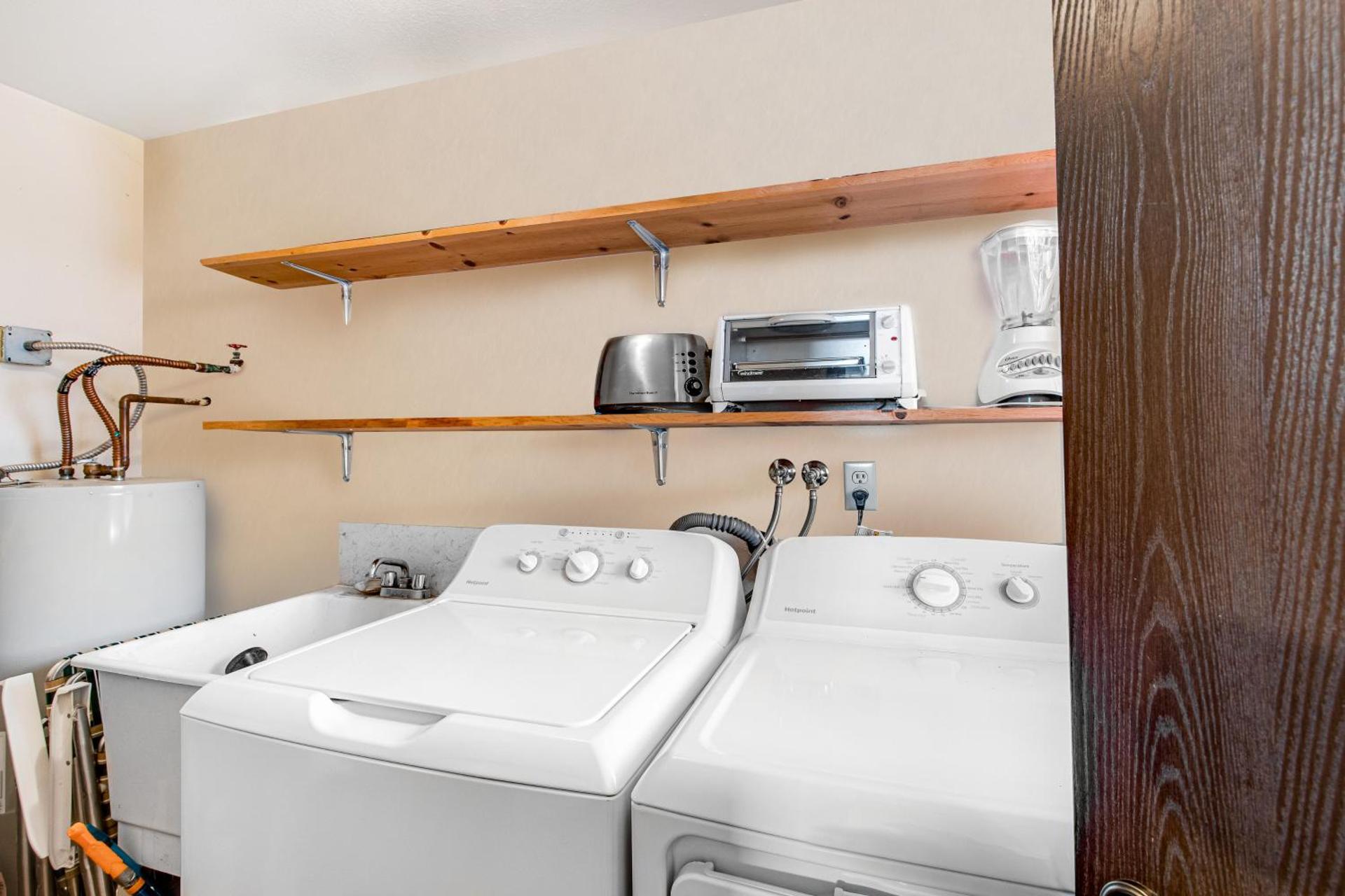 Sundown Memory Lane Cabin