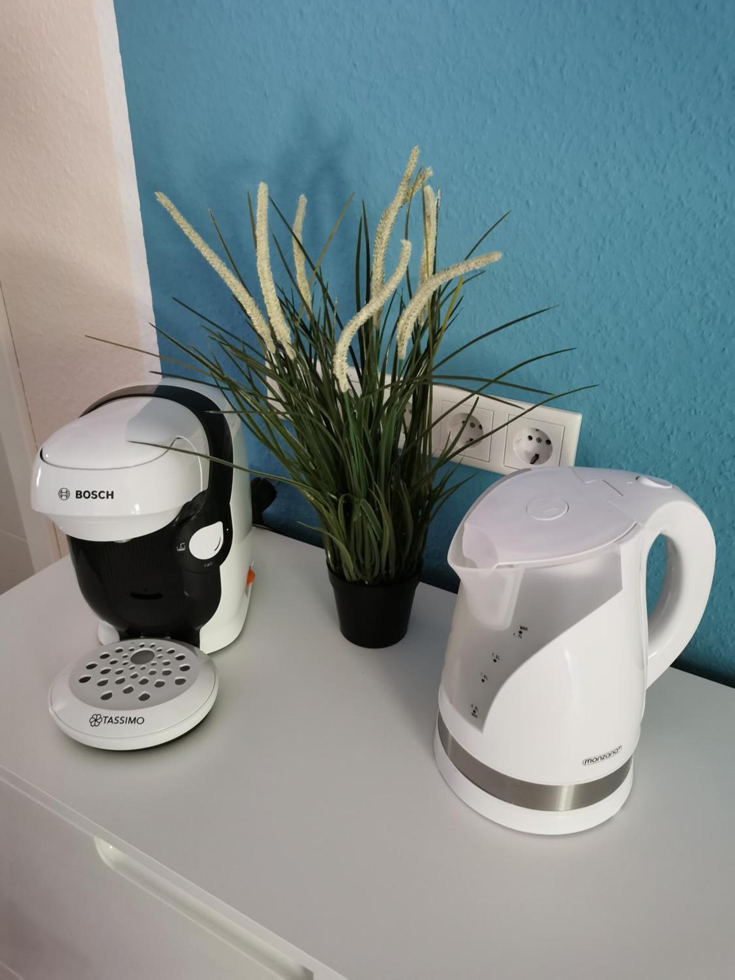 Coffee/tea facilities