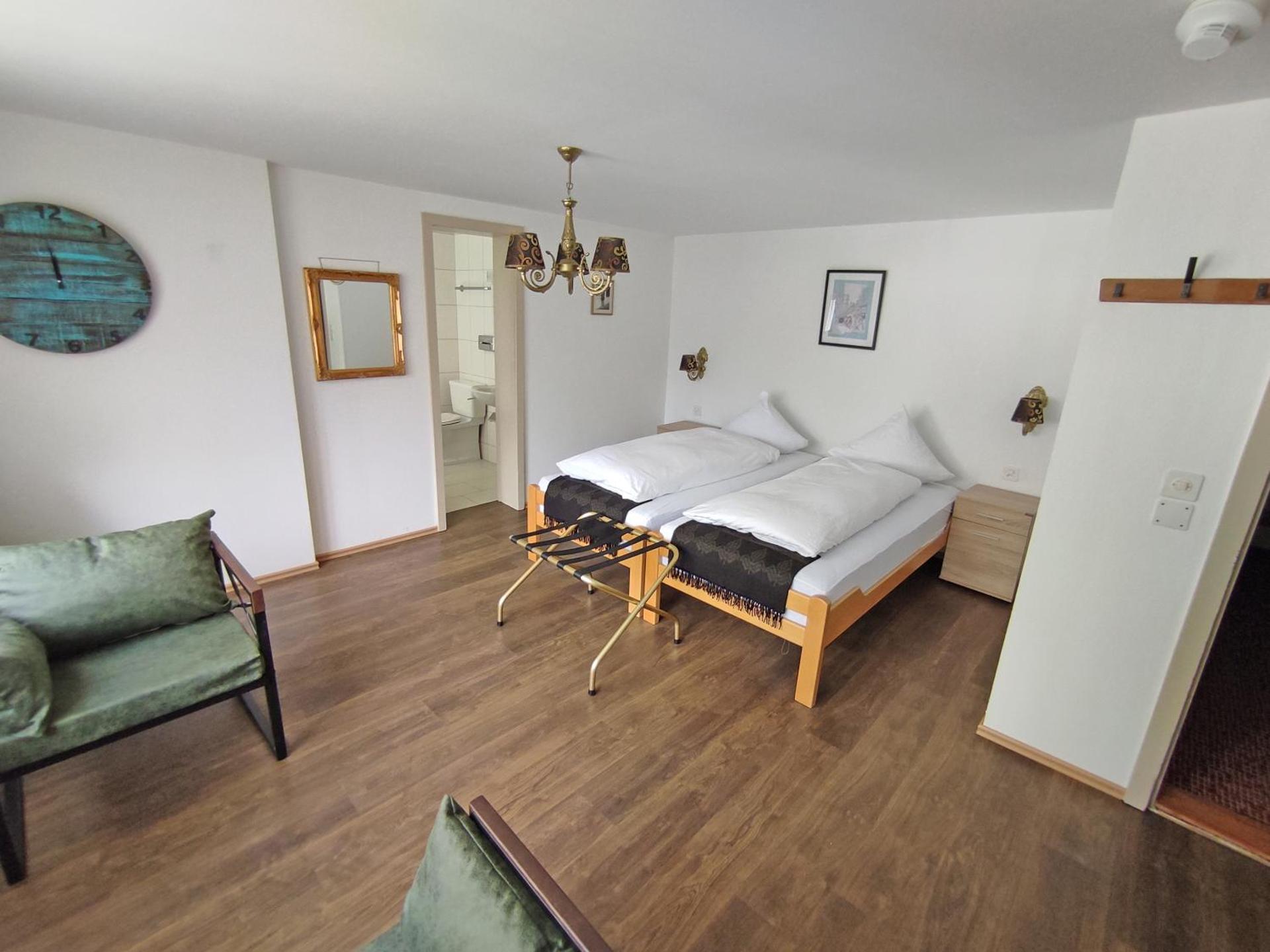 Photo of the whole room