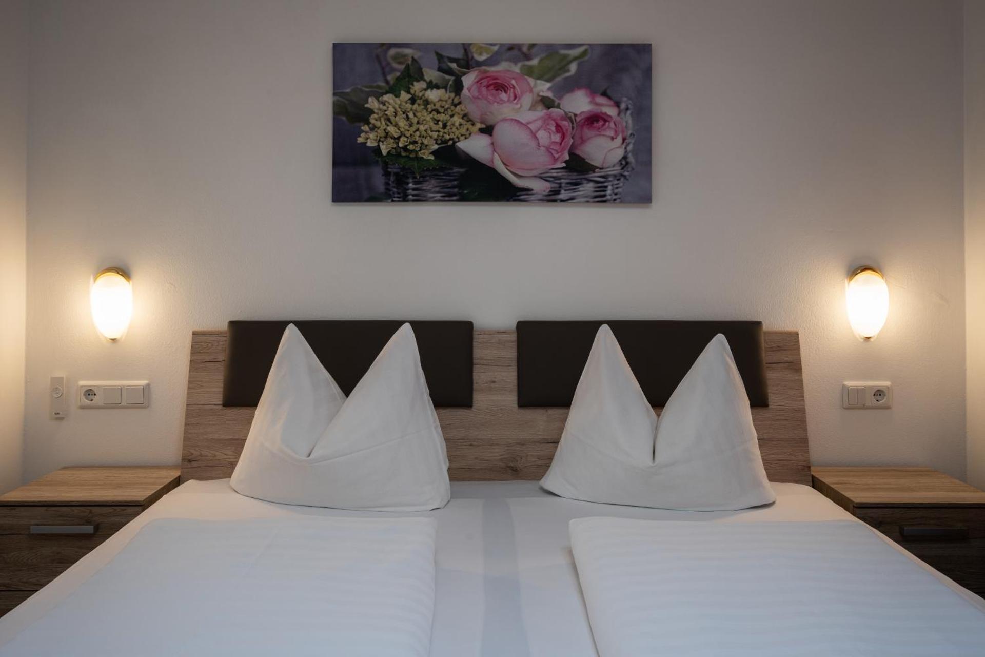 Two-Bedroom Apartment (4-6 Adults)