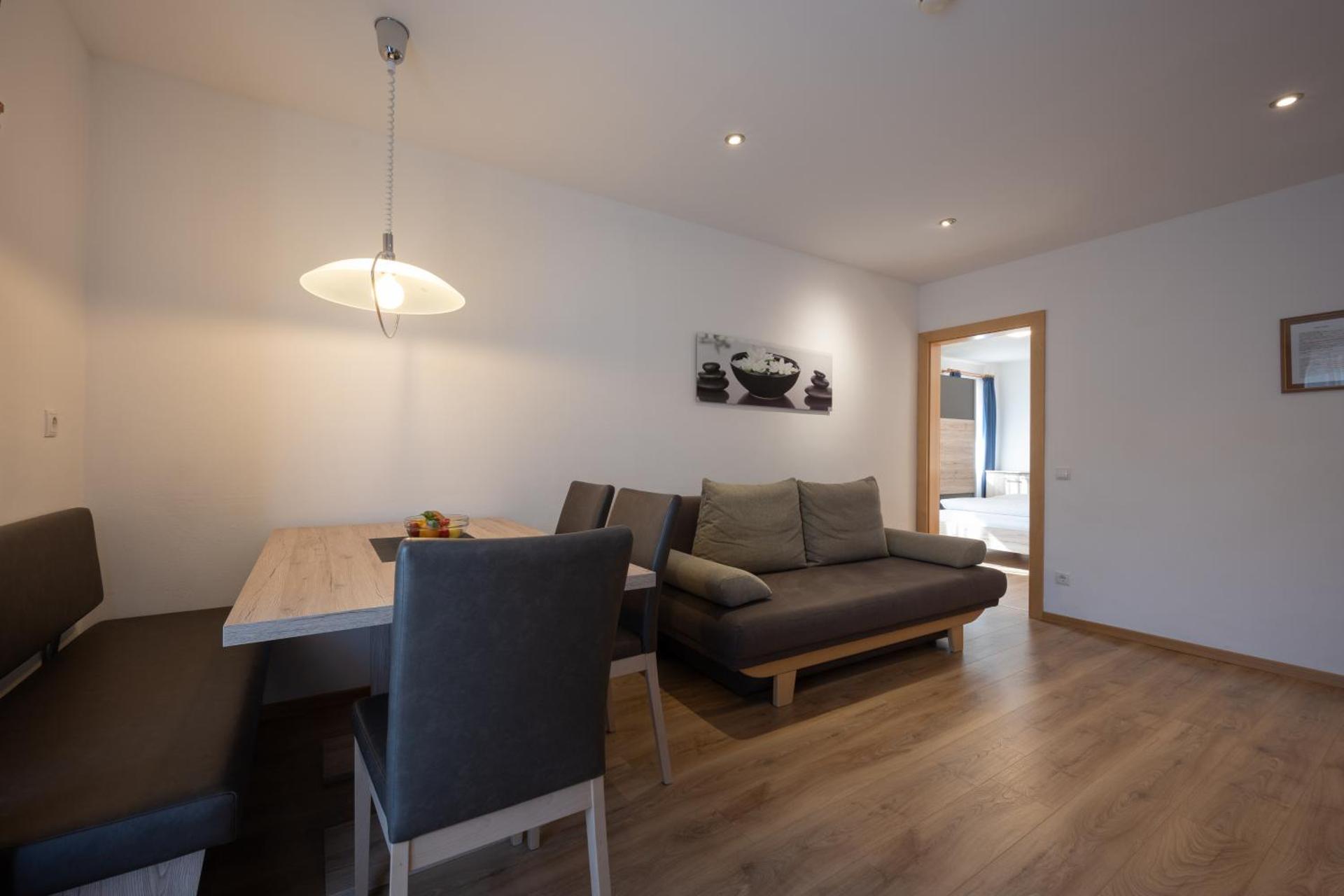 Two-Bedroom Apartment (4-6 Adults)