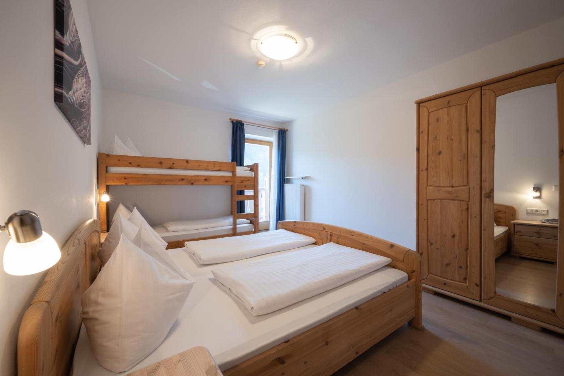 One-Bedroom Apartment (4 Adults)