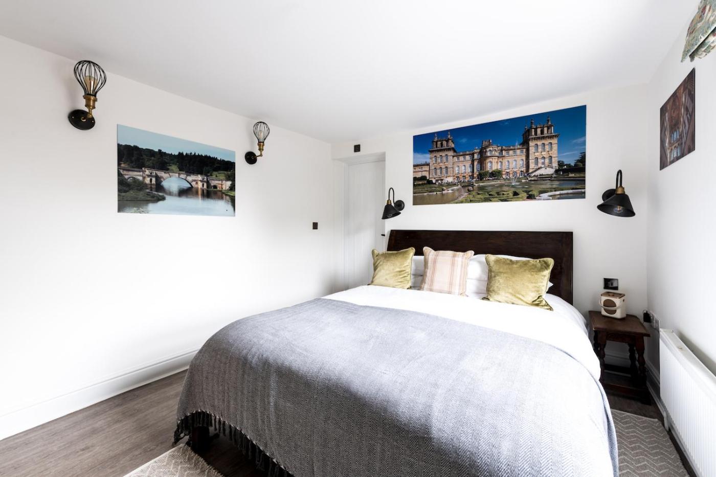 Double or Twin Room with Bathtub and Shower