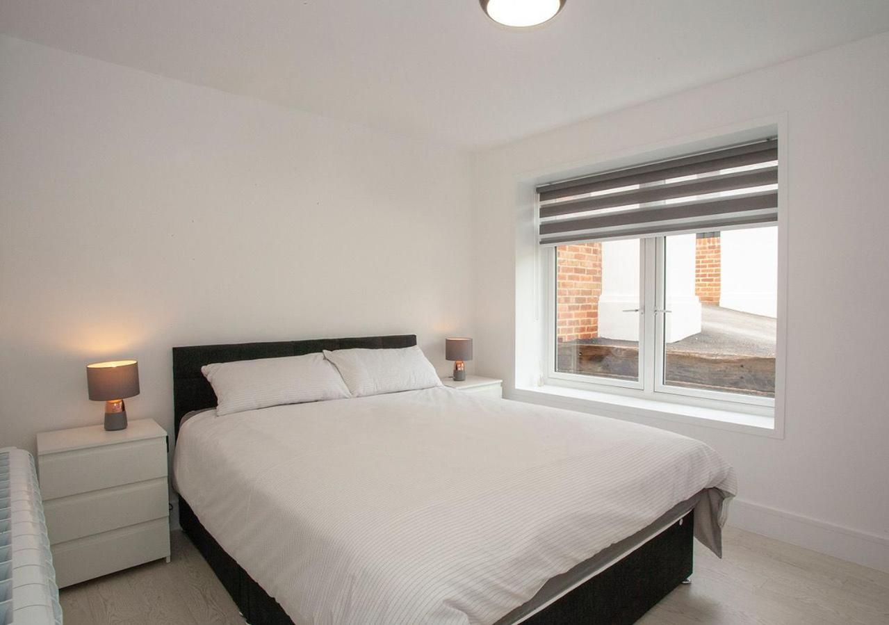 Luxurious oasis relax 32c pool, jacuzzi games bar