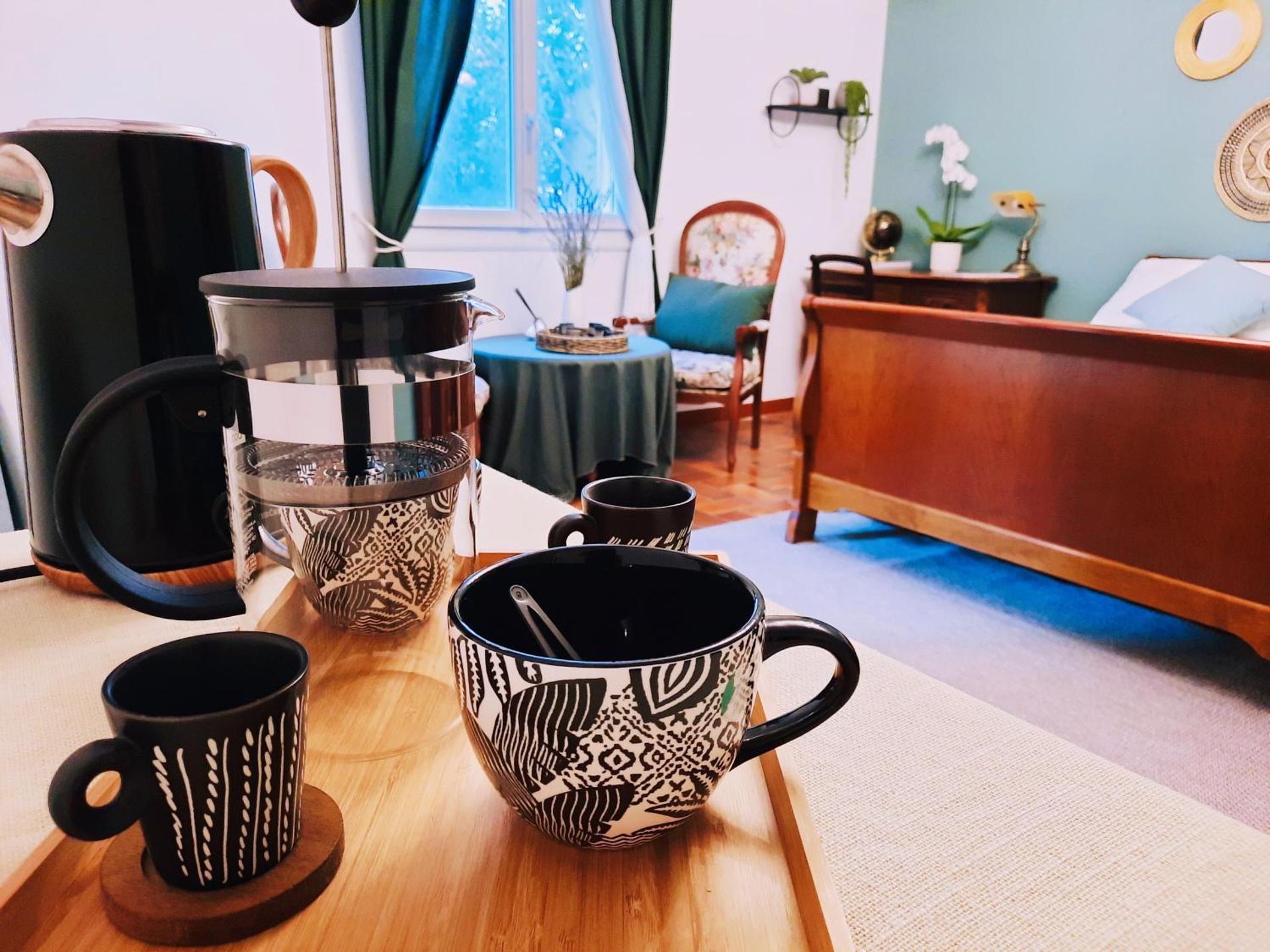 Coffee/tea facilities