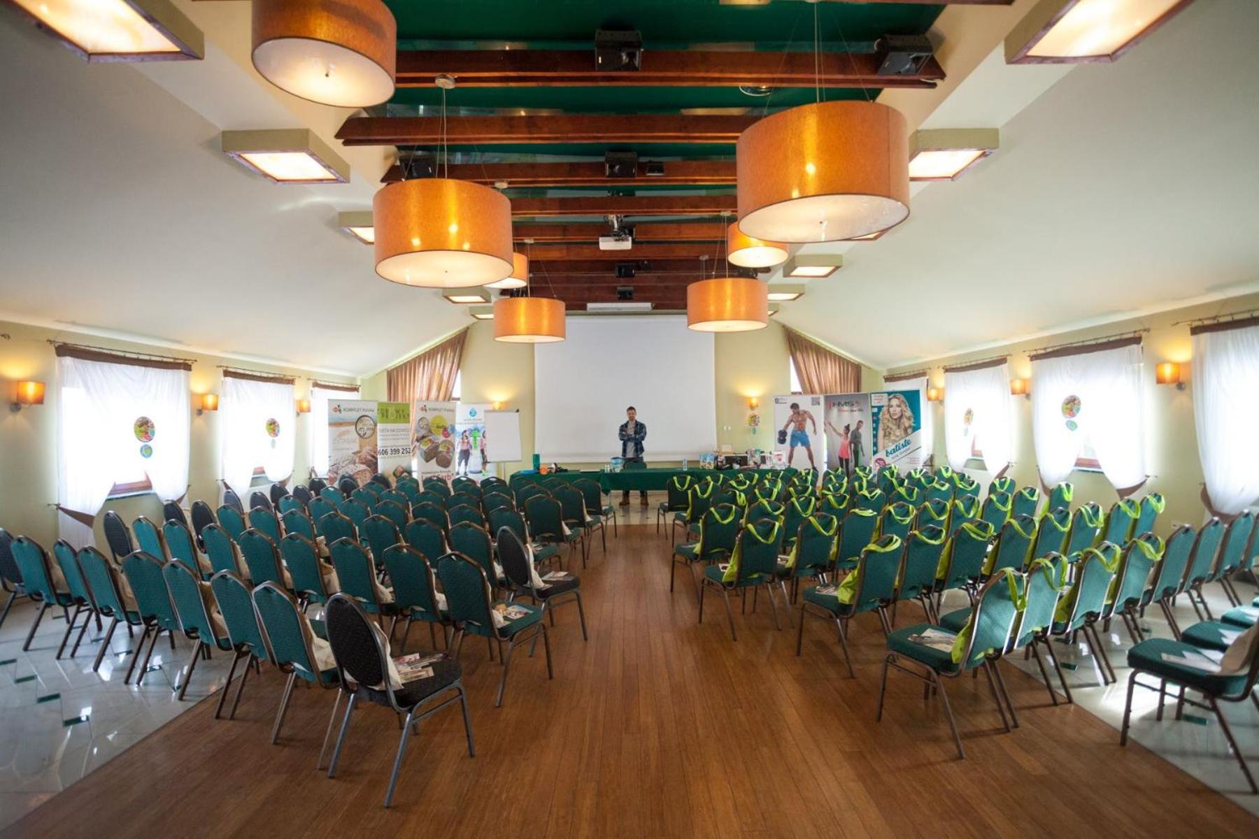 Meeting/conference room