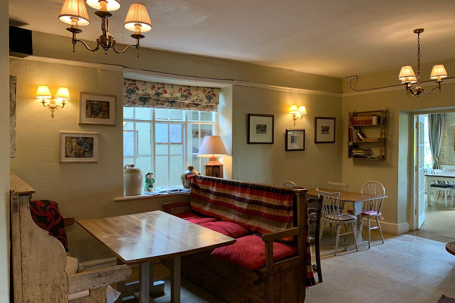 Restaurant/places to eat