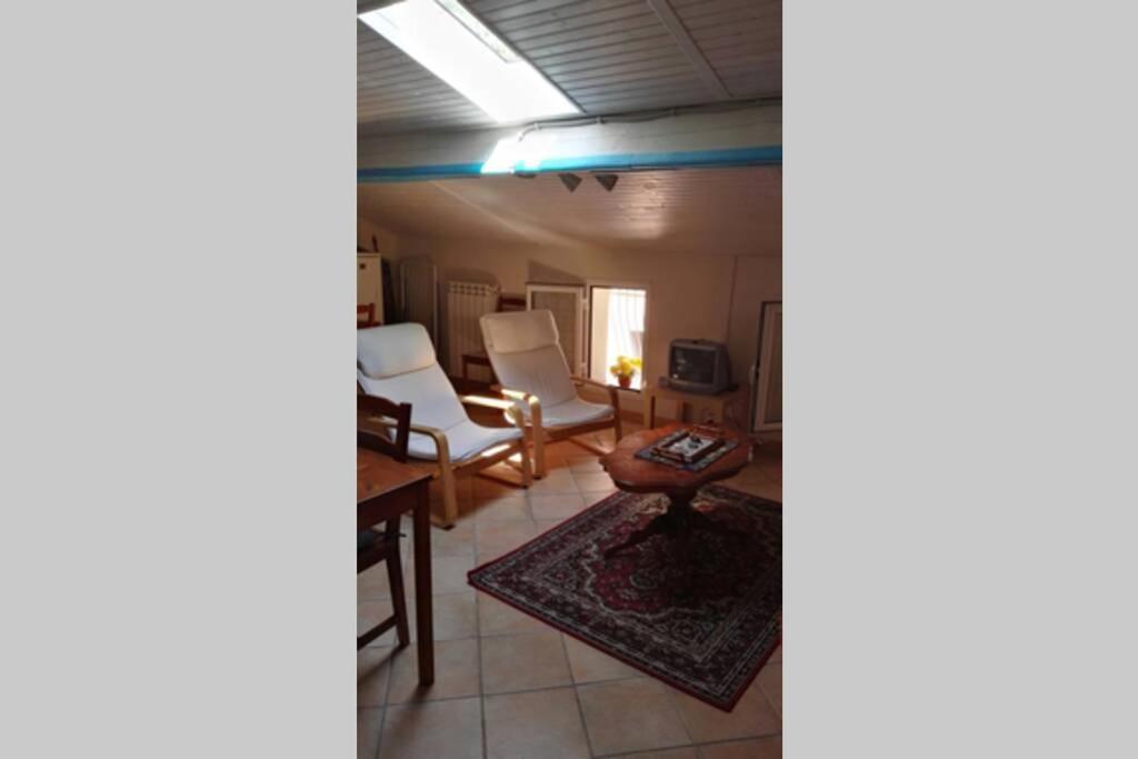 Alloggio per Vacanze a Isolabona