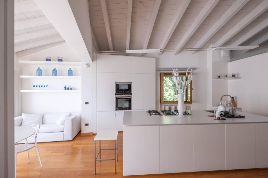 Happy Guest Apartments - Lake & Style