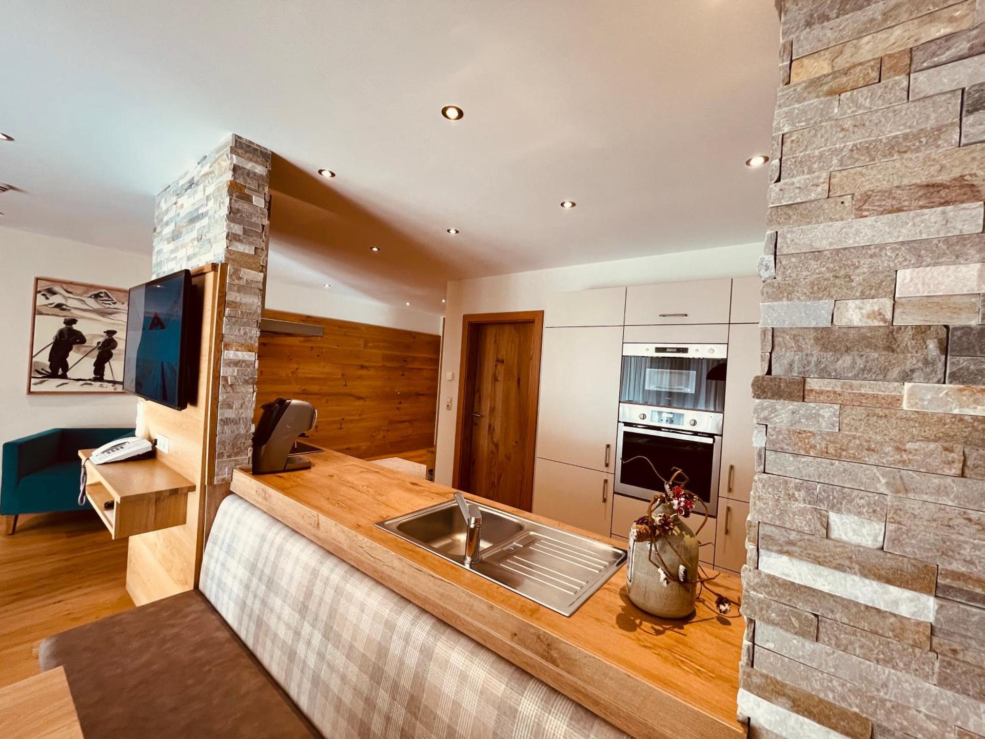 Biancas Luxury Apartment close Ischgl Spa & Pool ganze Ferienwohnung