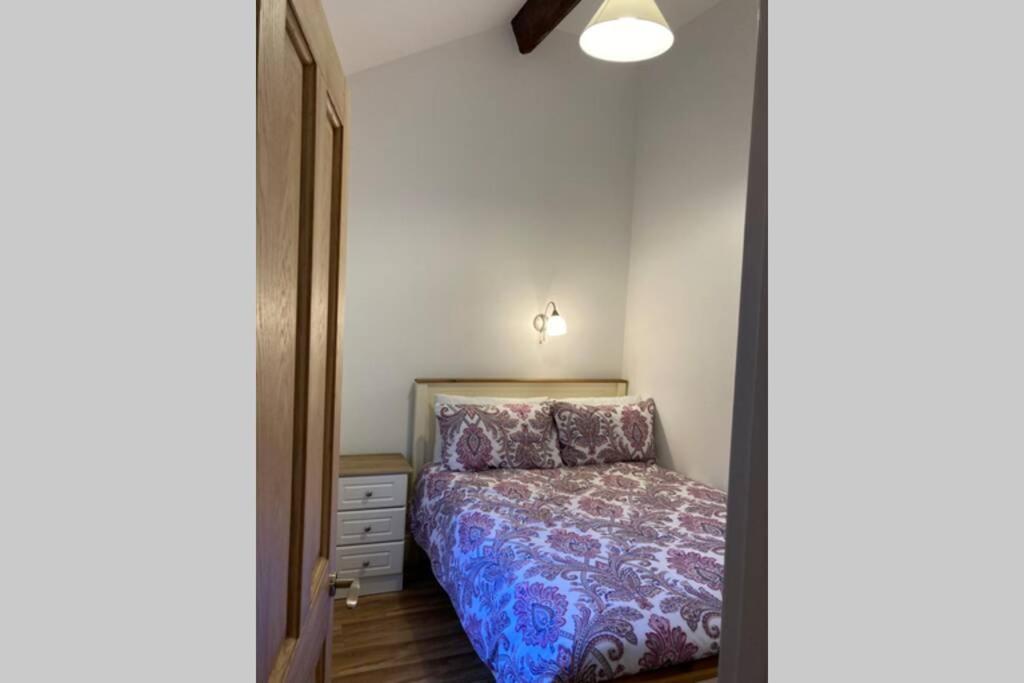 DUNGARVAN,beautiful cottage near Comeragh Mountains