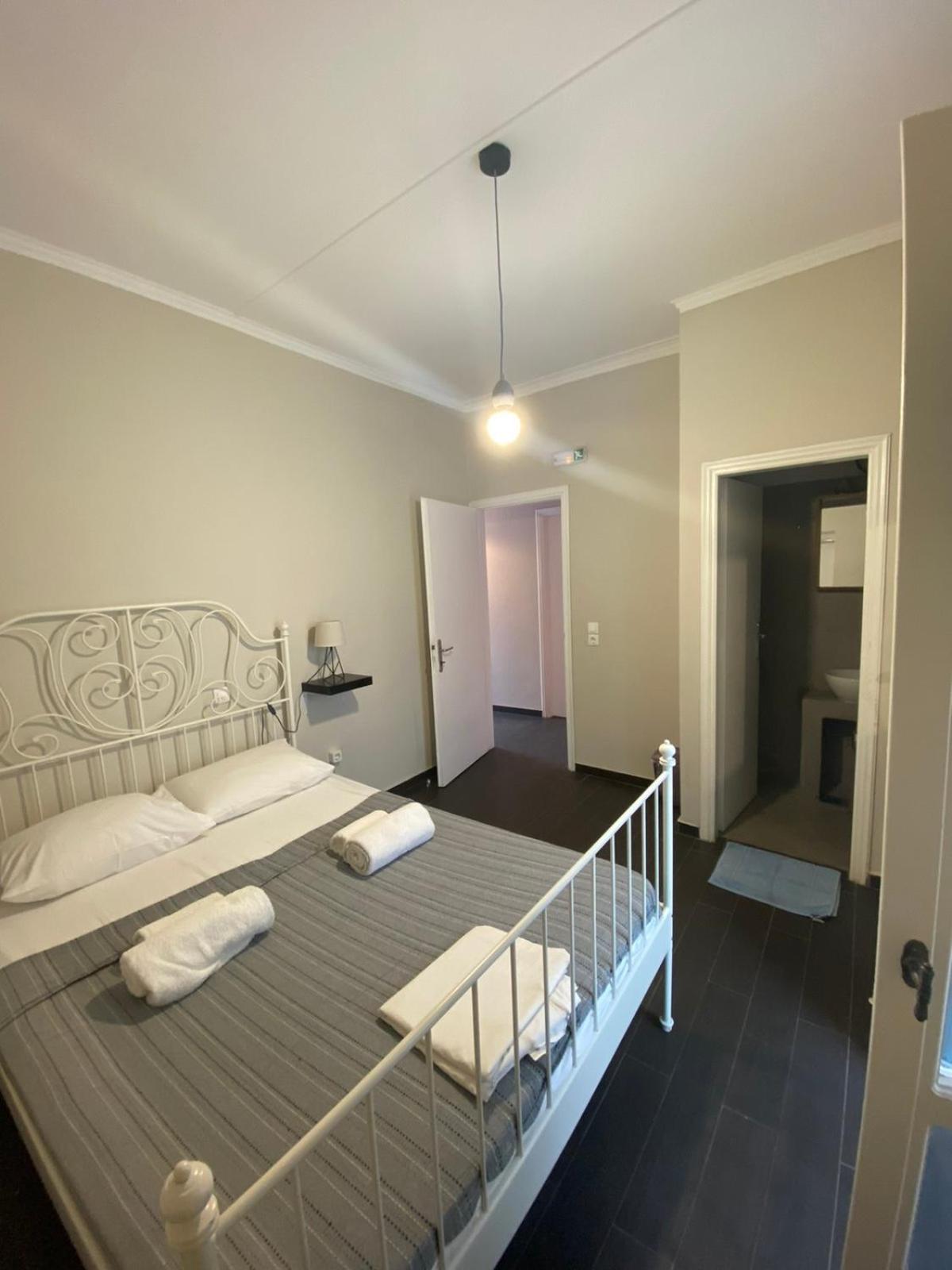 AEGEAN VIEW SEASIDE ROOMS AND STUDIOS KEA