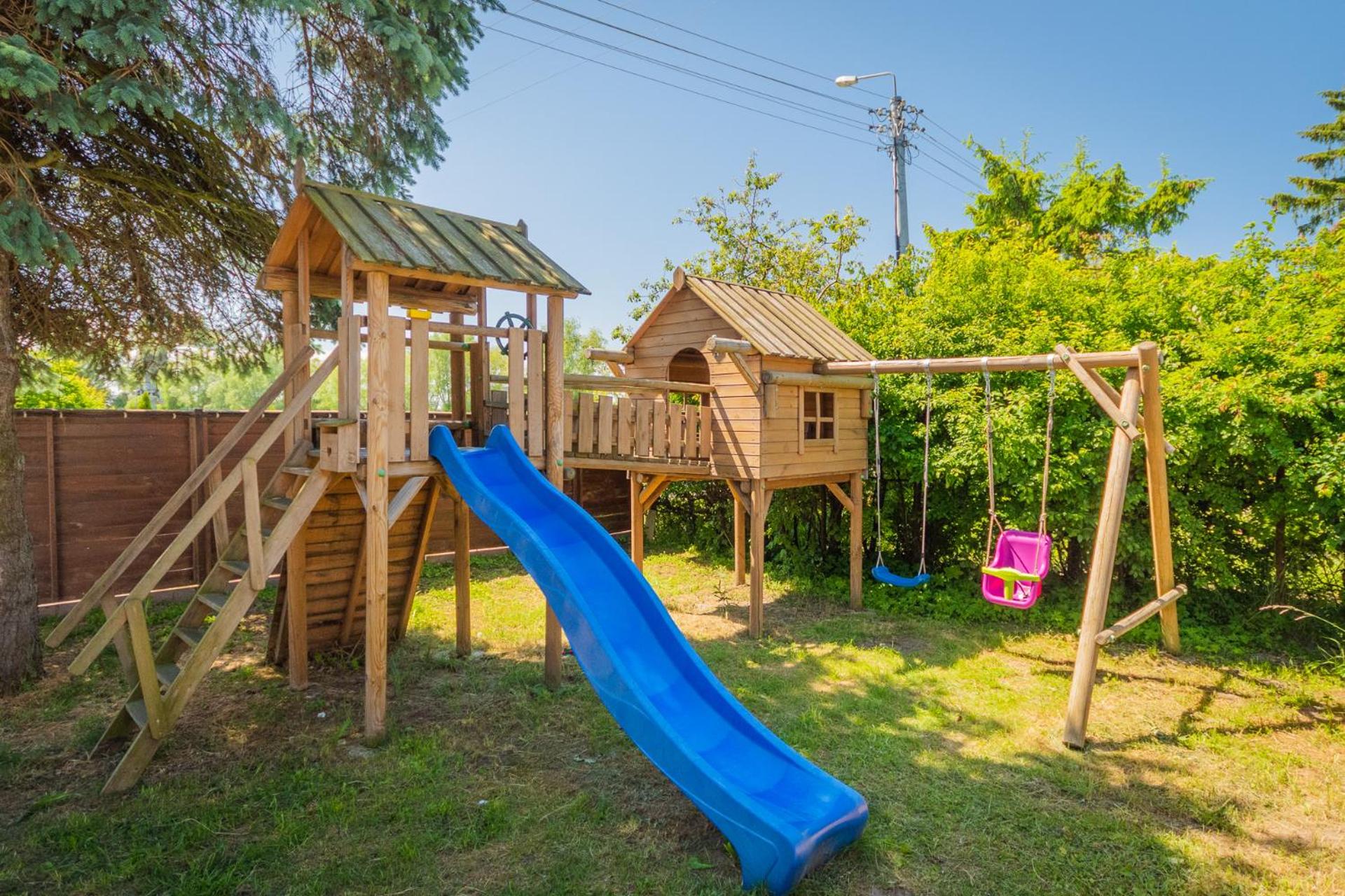 Bryza Jantar apartamenty z sauną & domki z kominkami