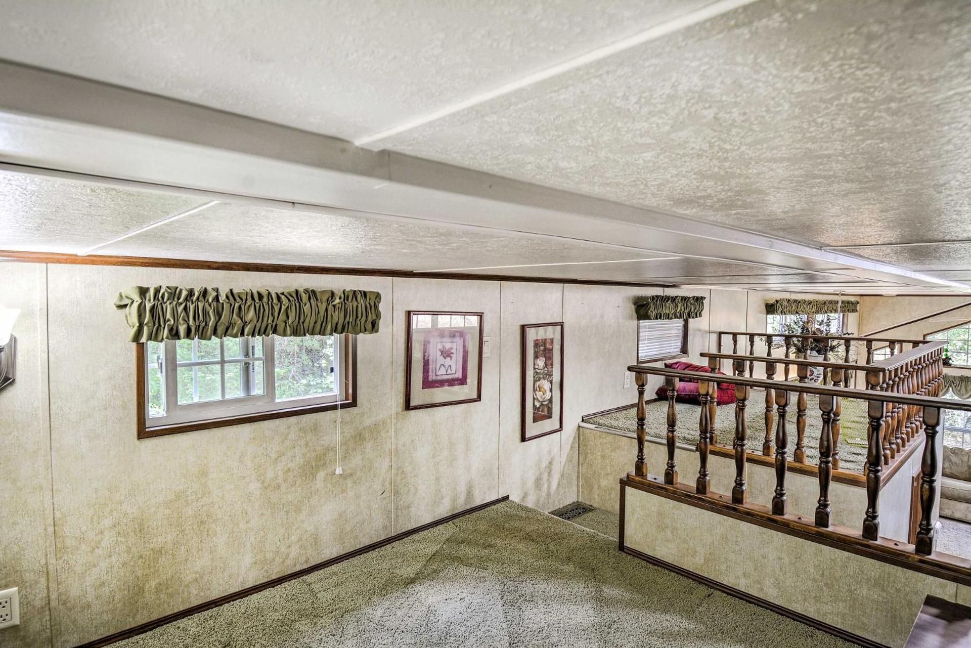 Cozy Gig Harbor Cottage about 2 Mi to Case Inlet!