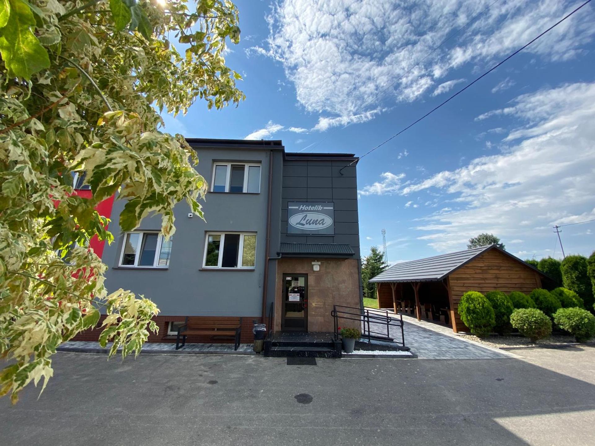 Luna Noclegi i Zakwaterowanie