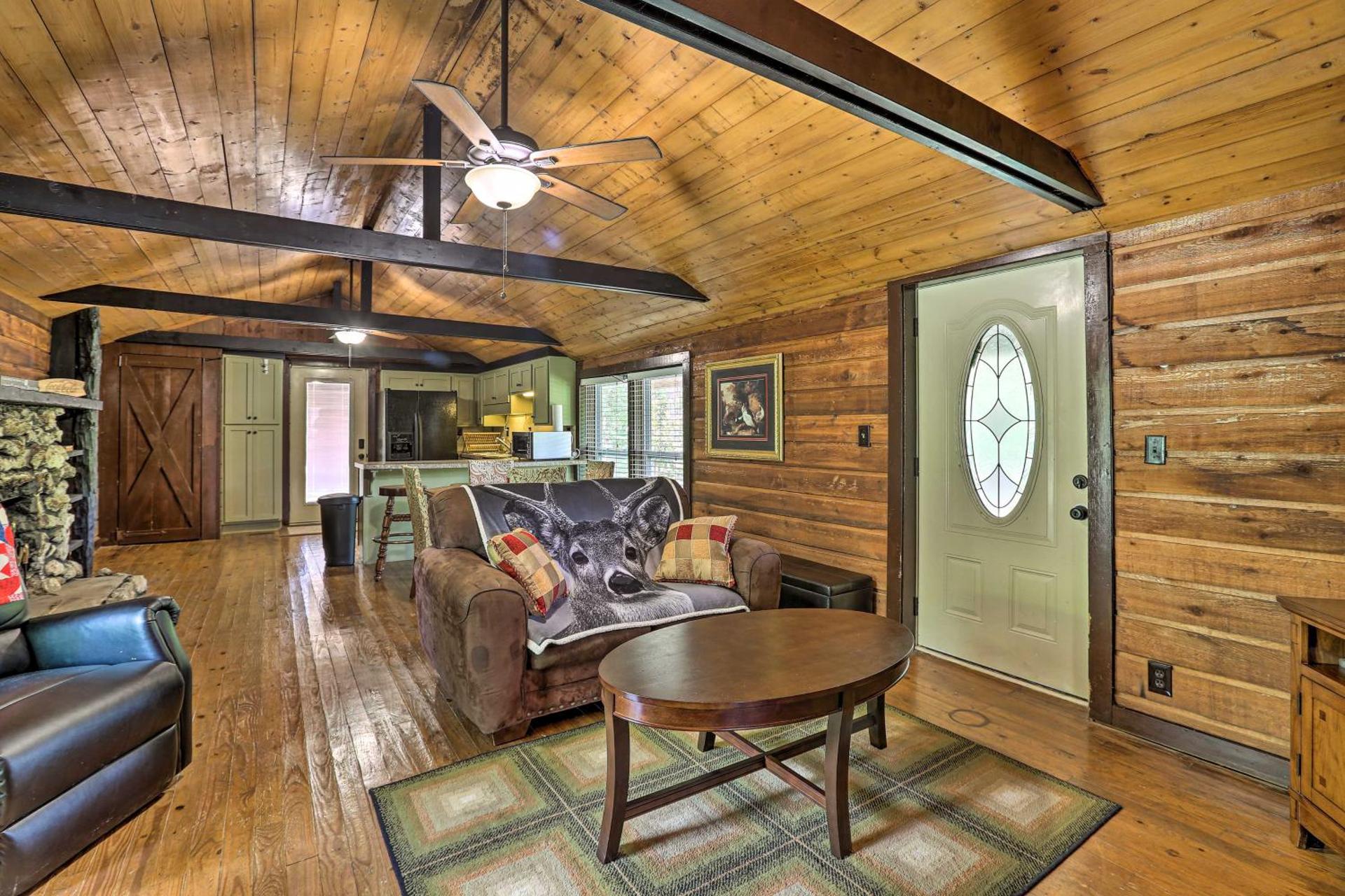 1950s Serenity Pond Cabin with View Peace and Quiet!