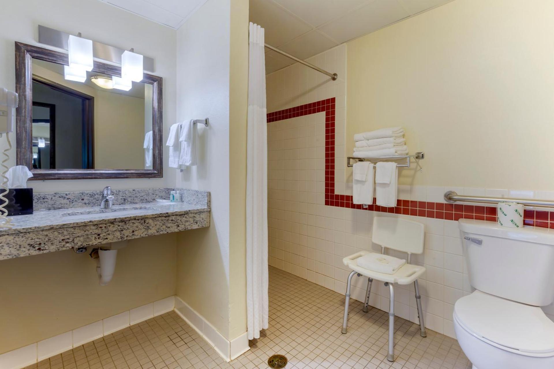 Double Room with Two Double Beds - Accessible/Non Smoking