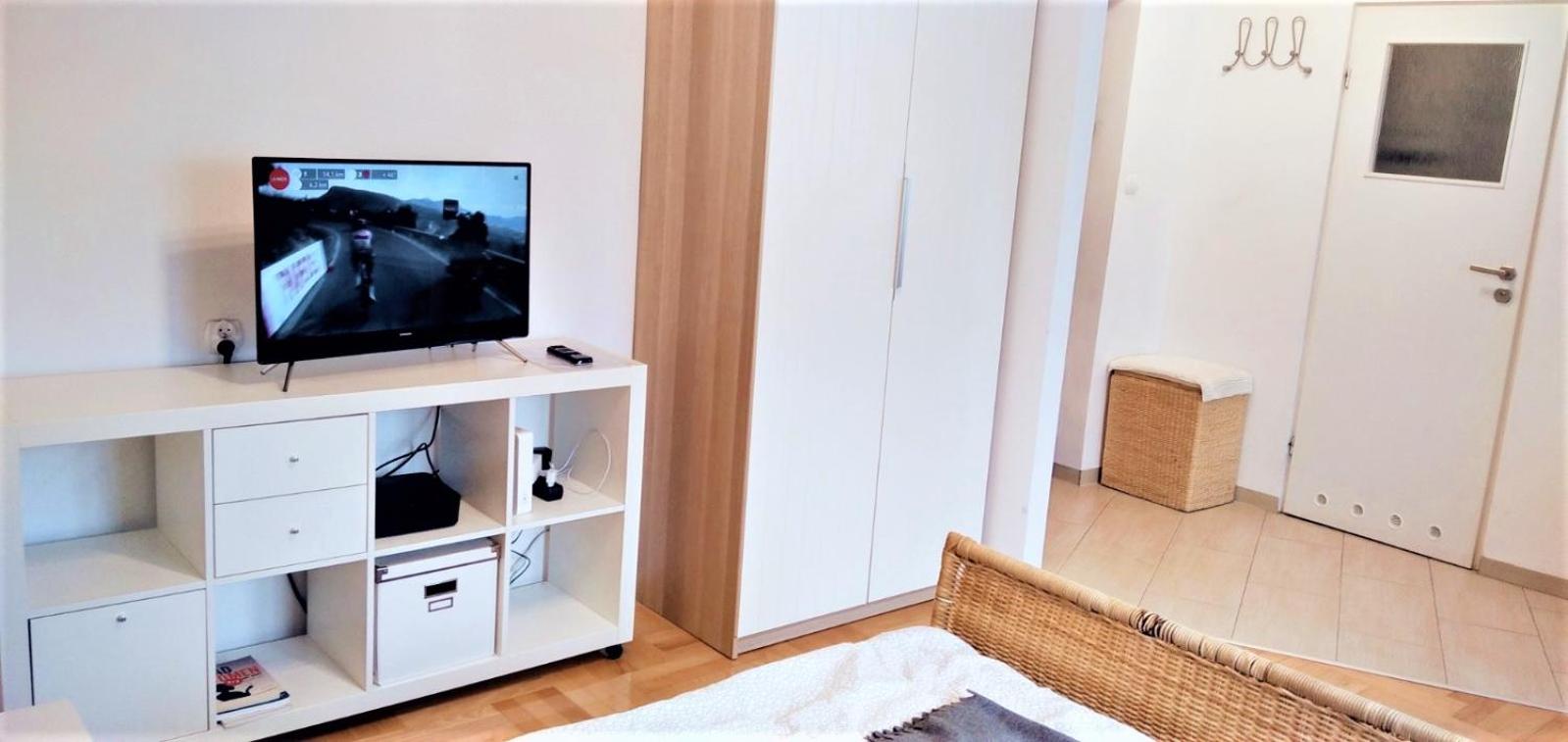 apartament Hallera Square Warsaw 27m2