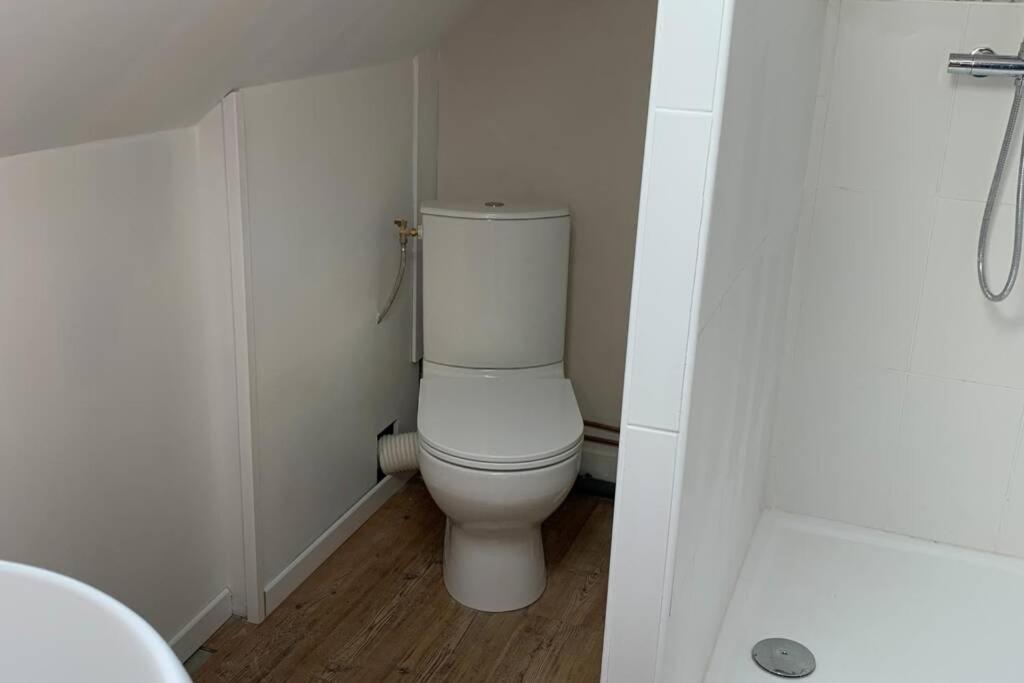 LA PETITE MAISON PRÈS DE LA MER