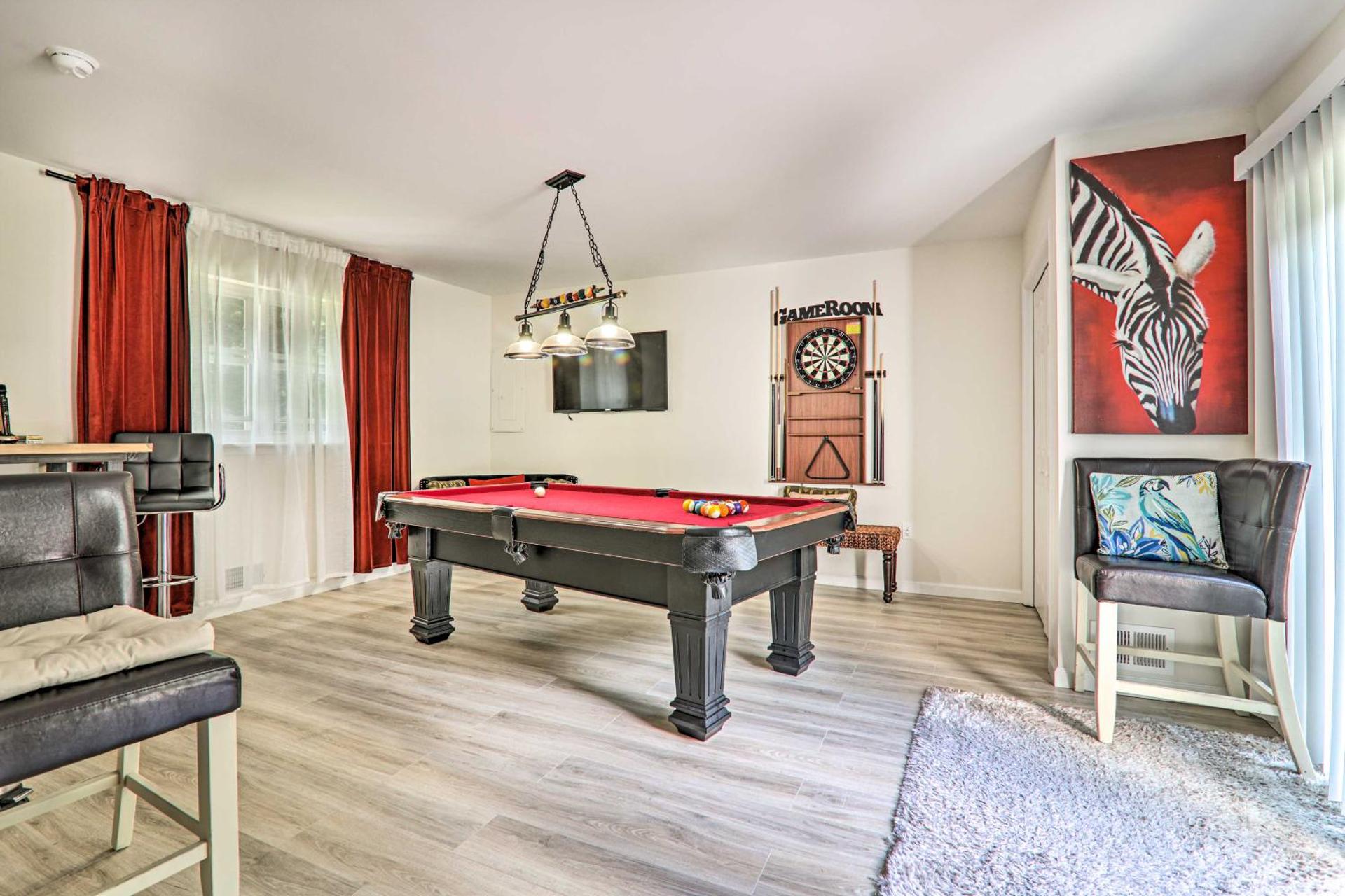 Fire Pit and Hot Tub Peaceful Poconos Farms Getaway