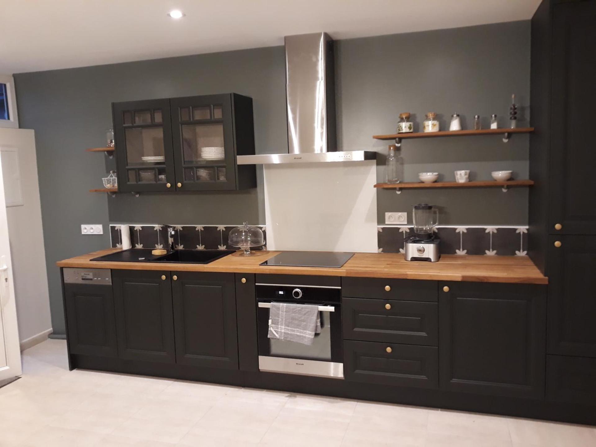 Kitchen or kitchenette