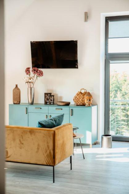 Superior Apartment with Mountain View